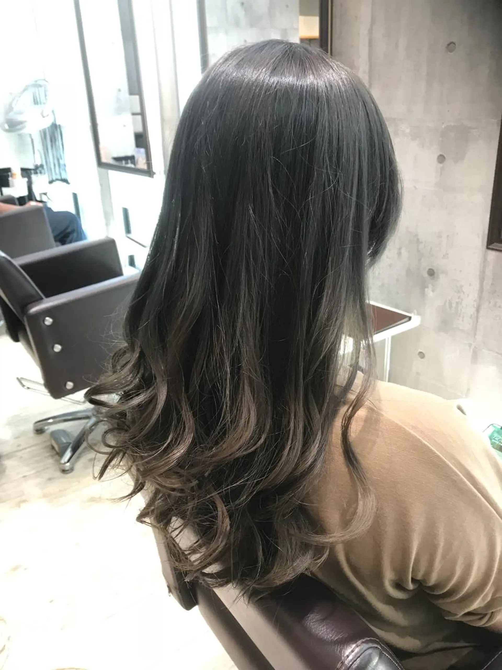 セミロング カラー パーマ ヘアアレンジ メンズ キッズ ネイル マツエク・マツパ カット ヘアカラー EnBlesS西宮 マンツーマン神道有基のヘアスタイル