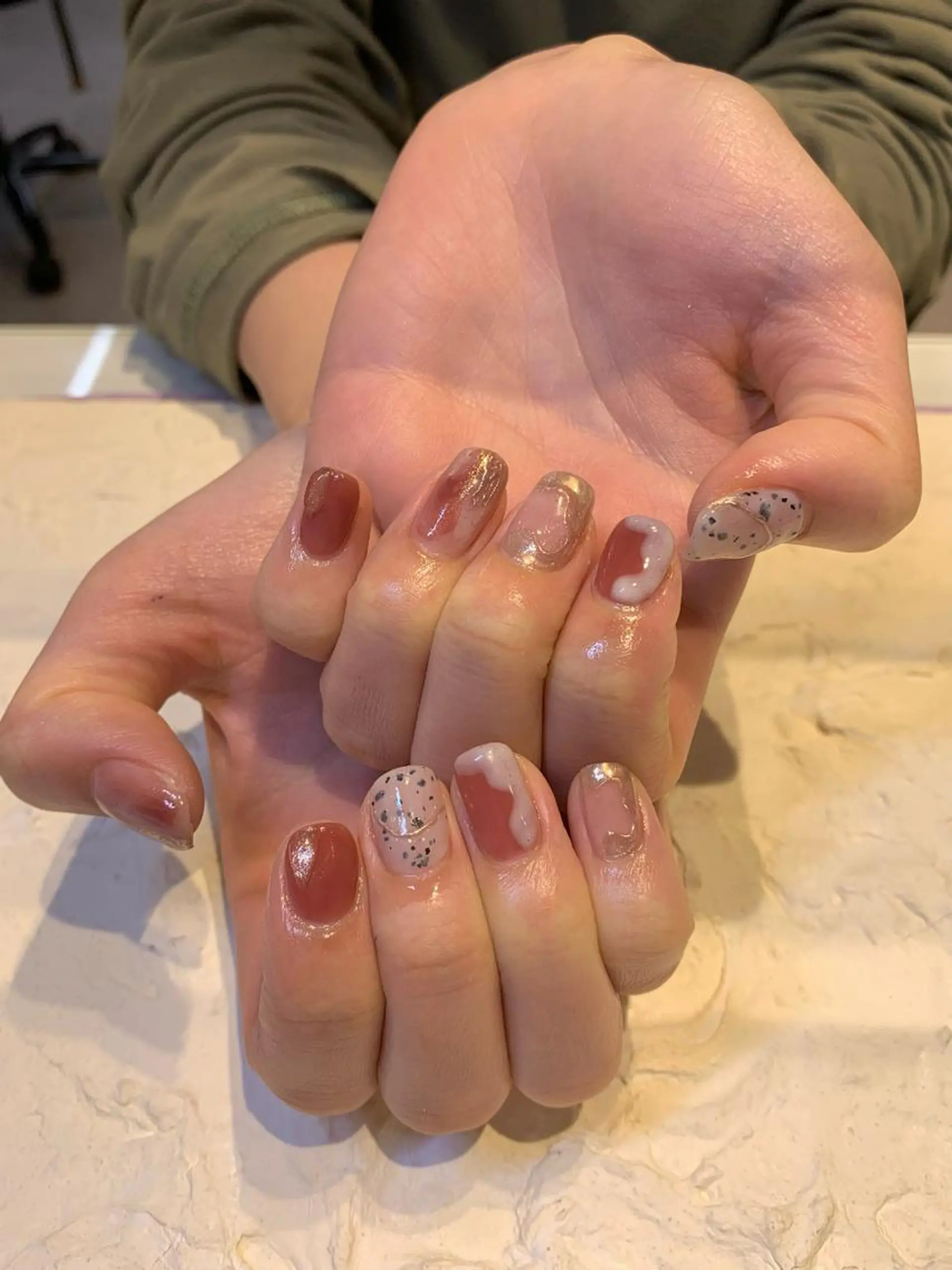 ネイル ニュアンスネイル マキノ ユイのネイルデザイン