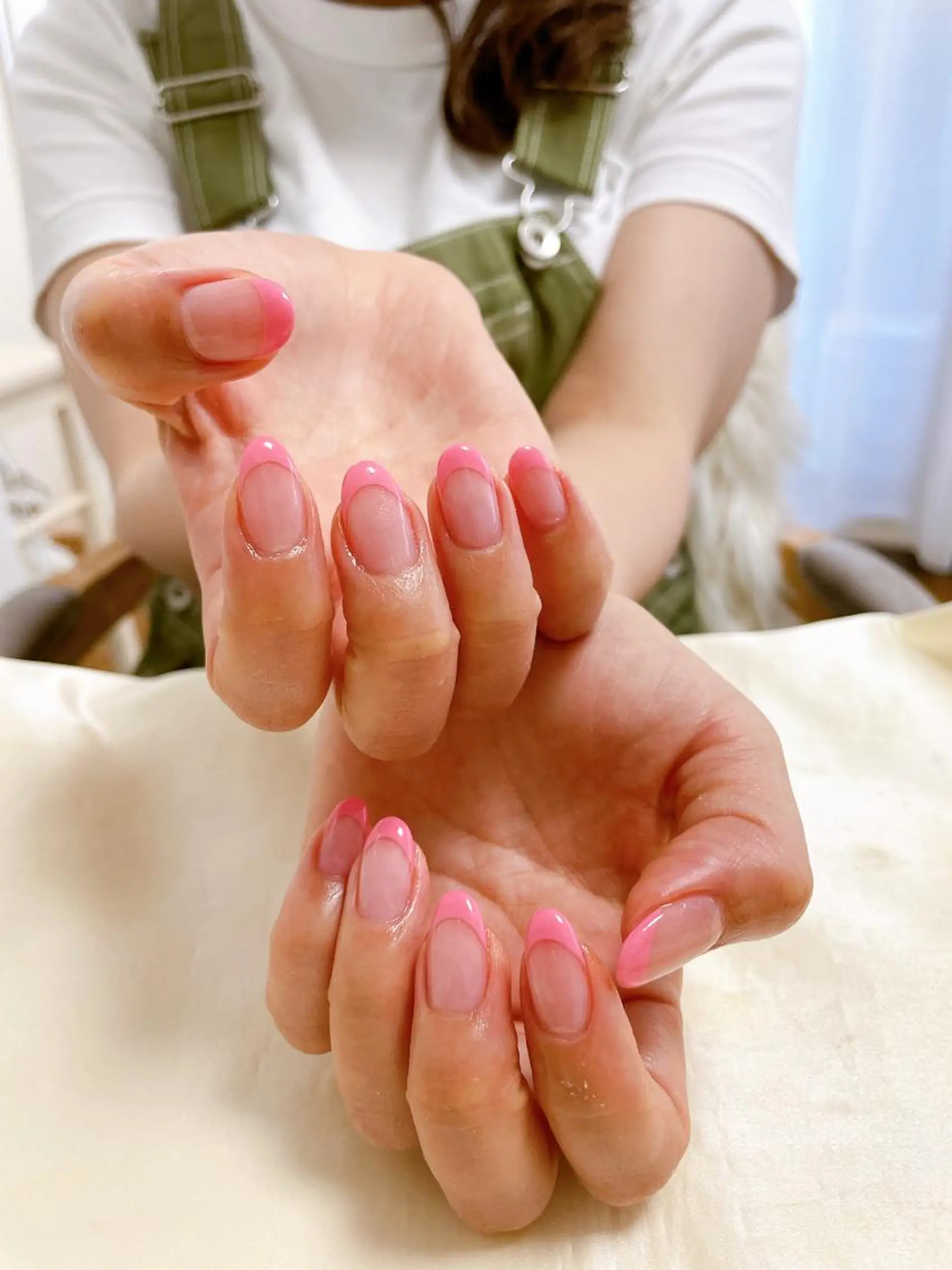 ネイル フレンチネイル ピンク mogunail &blowのネイルデザイン