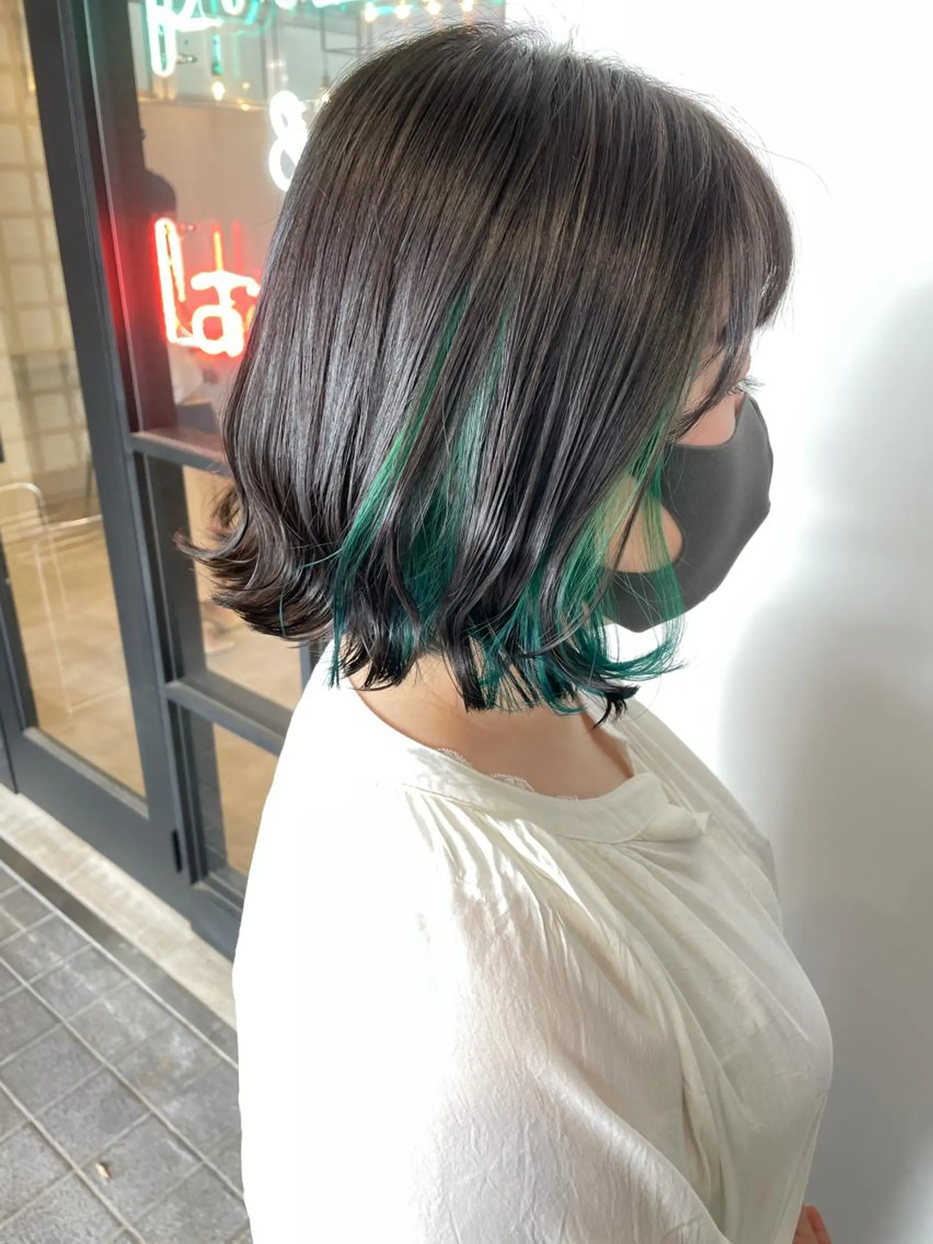 ミディアム someya 🥀のヘアスタイル