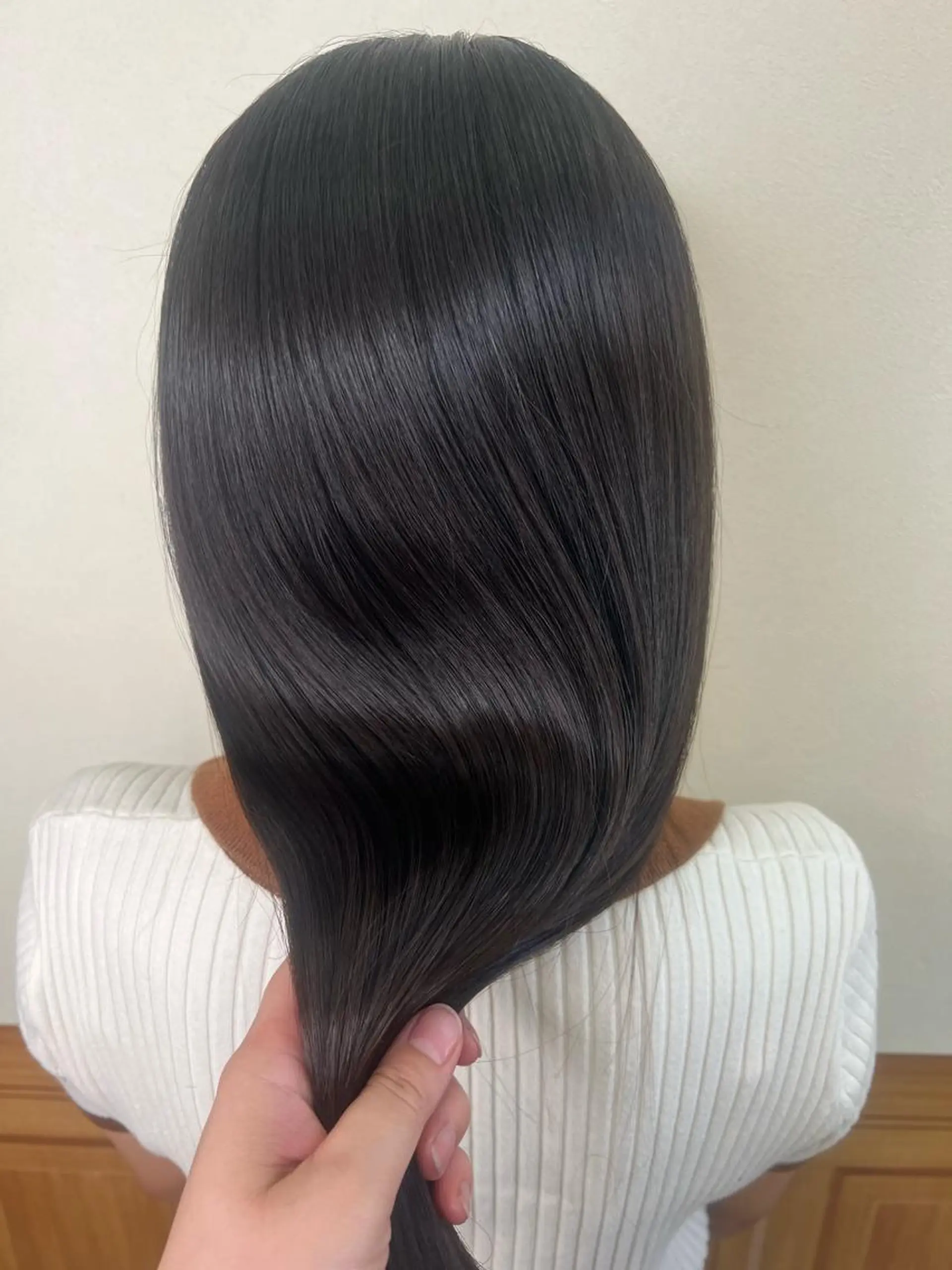 ミディアム カット 平田 怜のヘアスタイル