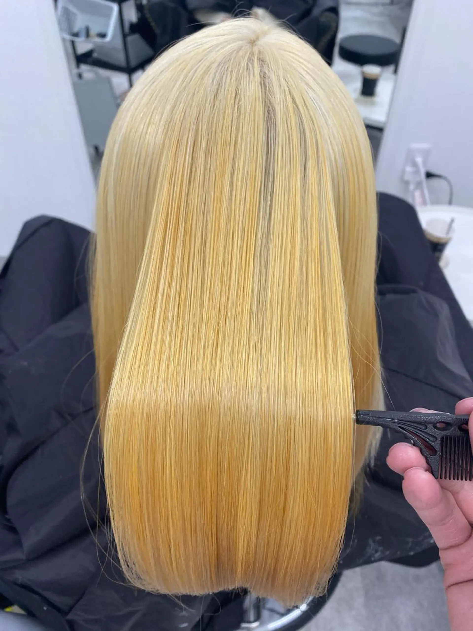 セミロング カラー ブリーチ 縮毛矯正 パーソナルカラー診断 ホワイトカラー美座尊のその他イメージ