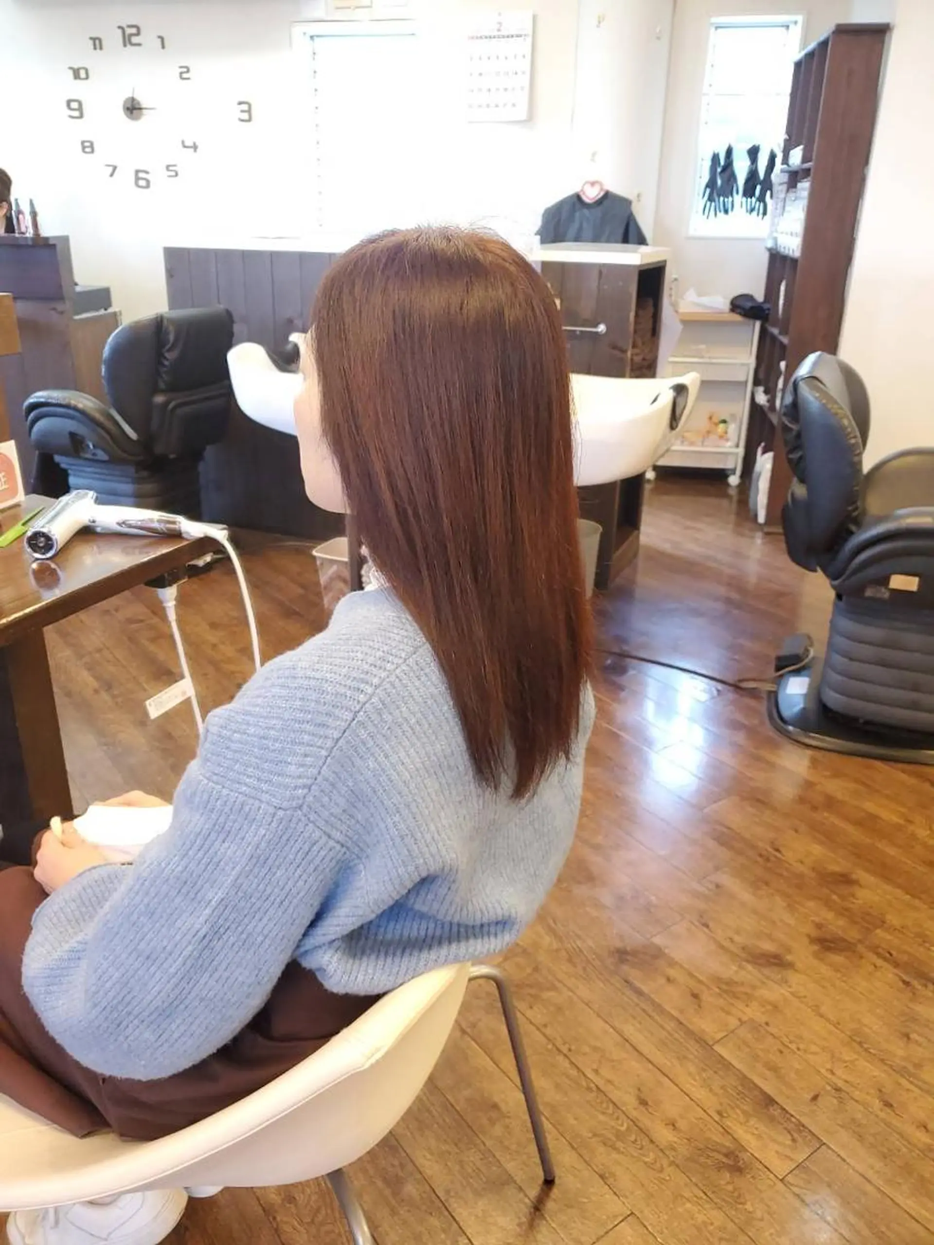 ミディアム 髪質改善する白髪染め ツヤイロ島田店のヘアスタイル