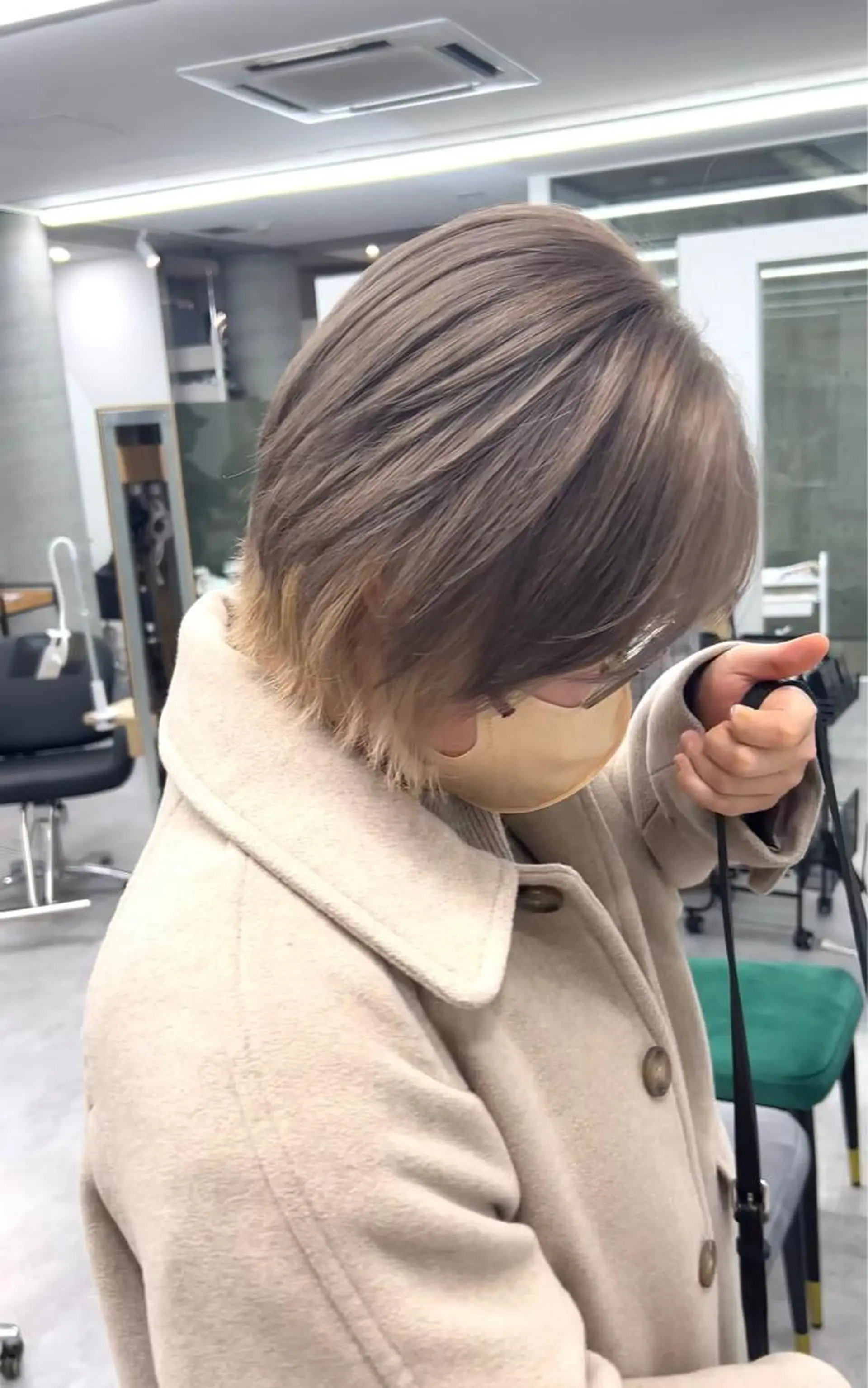 ショート ヘアカラー welring hair salon所属・azusa/心斎橋/ ハイトーンカラーのヘアスタイル
