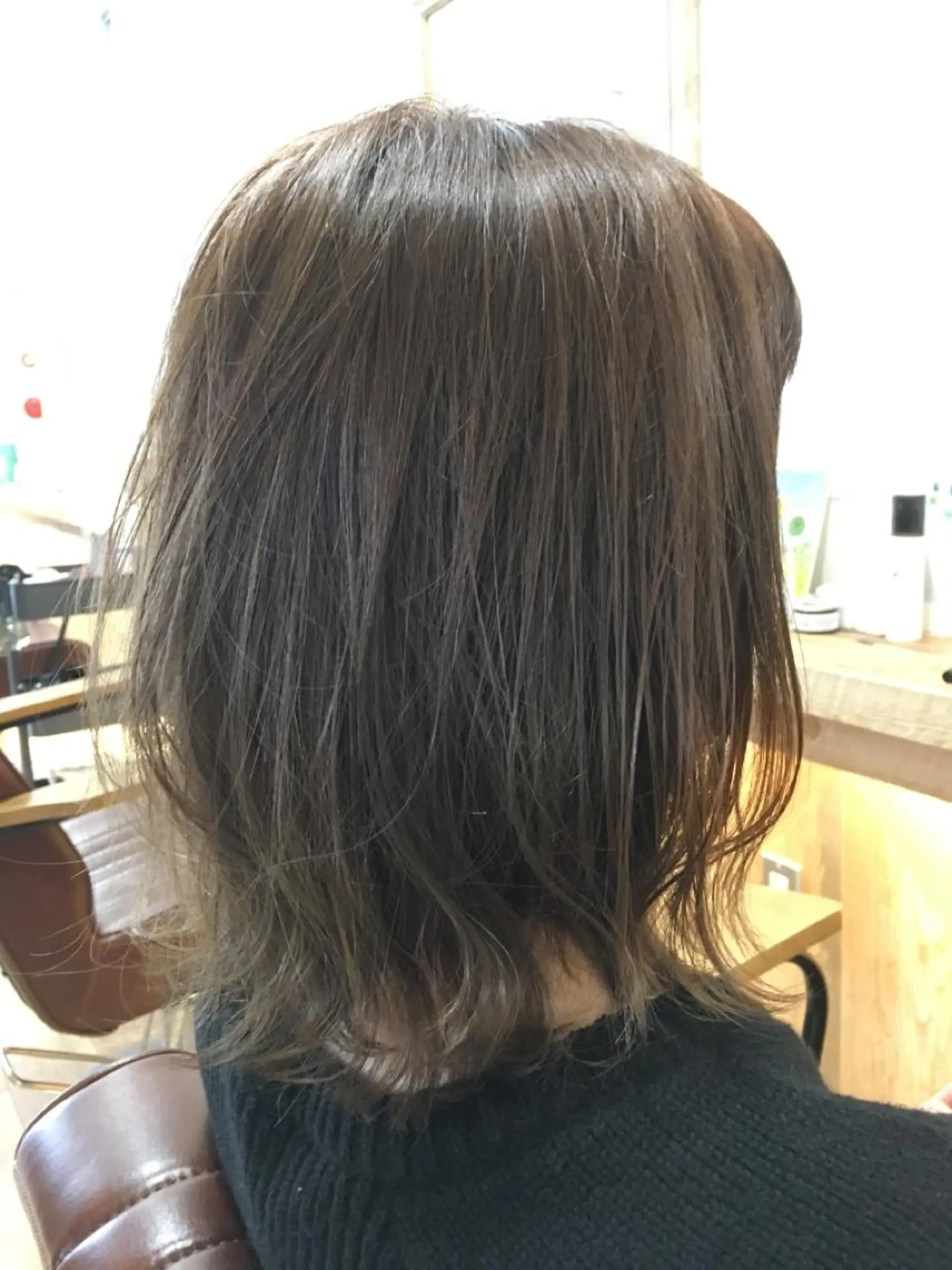 ミディアム ヘアカラー トリートメント 末石 智のヘアスタイル