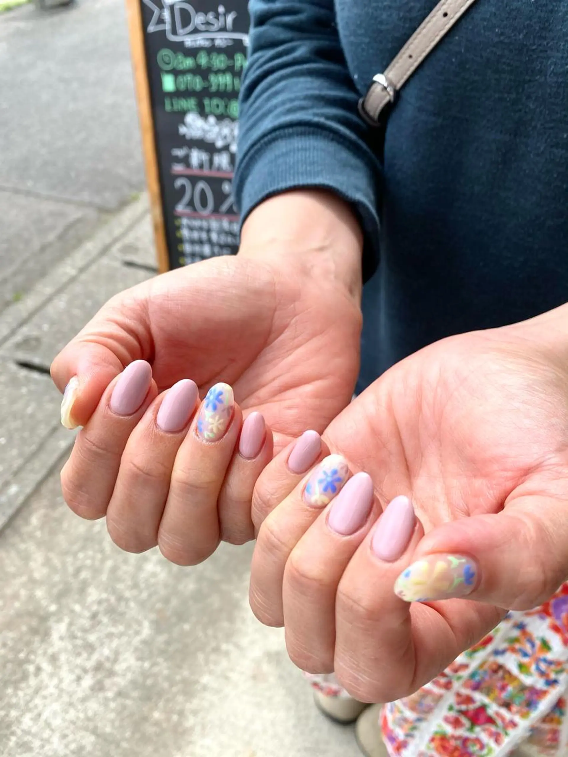 ネイル 伊藤 美智子のネイルデザイン