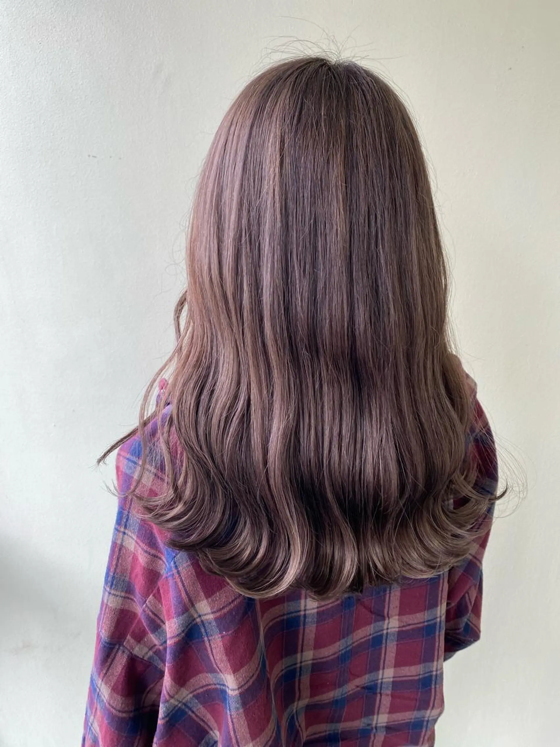 セミロング アッシュ レイヤーカット 🇰🇷SAYAのヘアスタイル