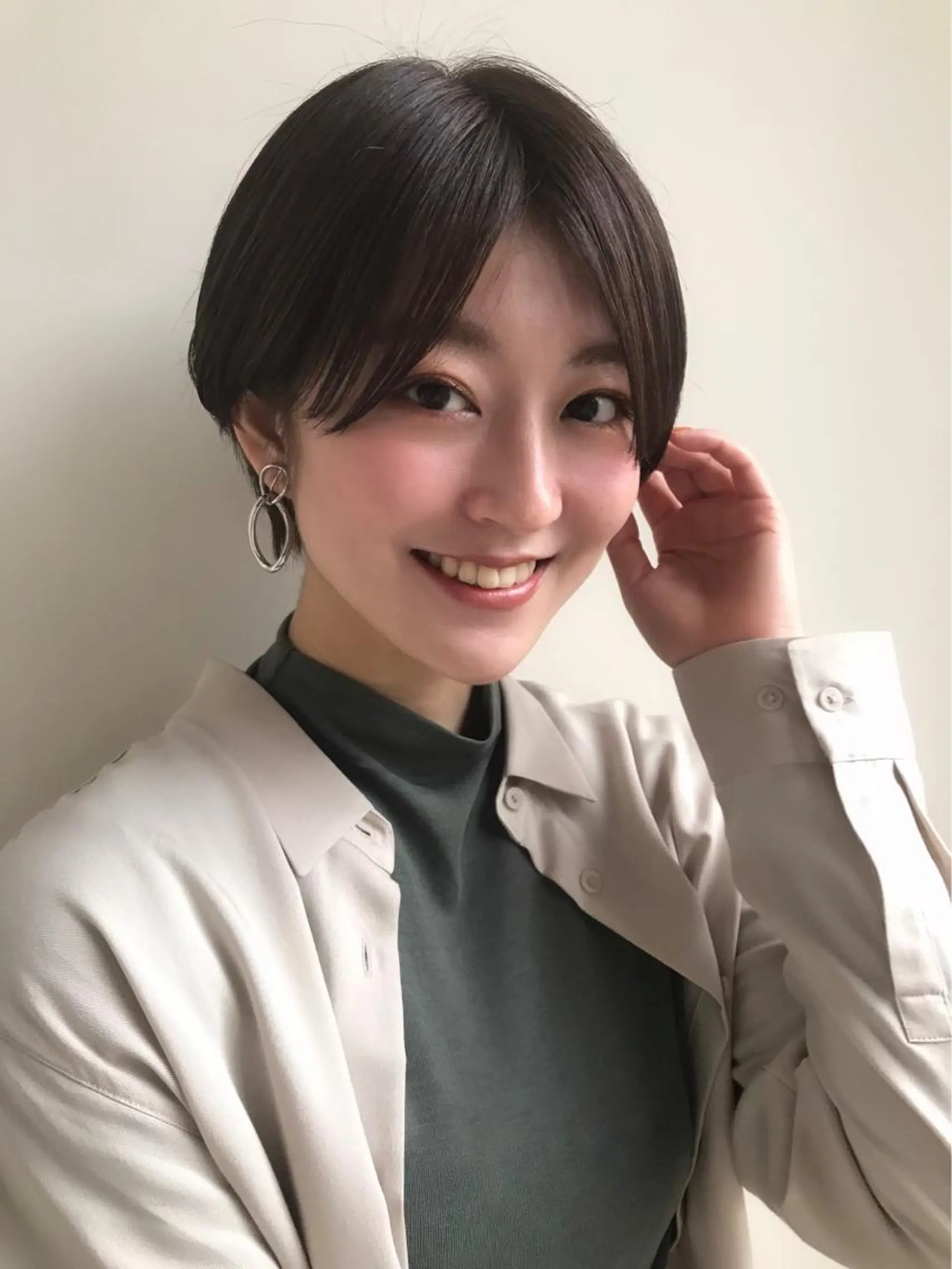 ショート カット ヘアカラー トリートメント イメチェンカット✂️ 錦糸町佐藤店長のヘアスタイル