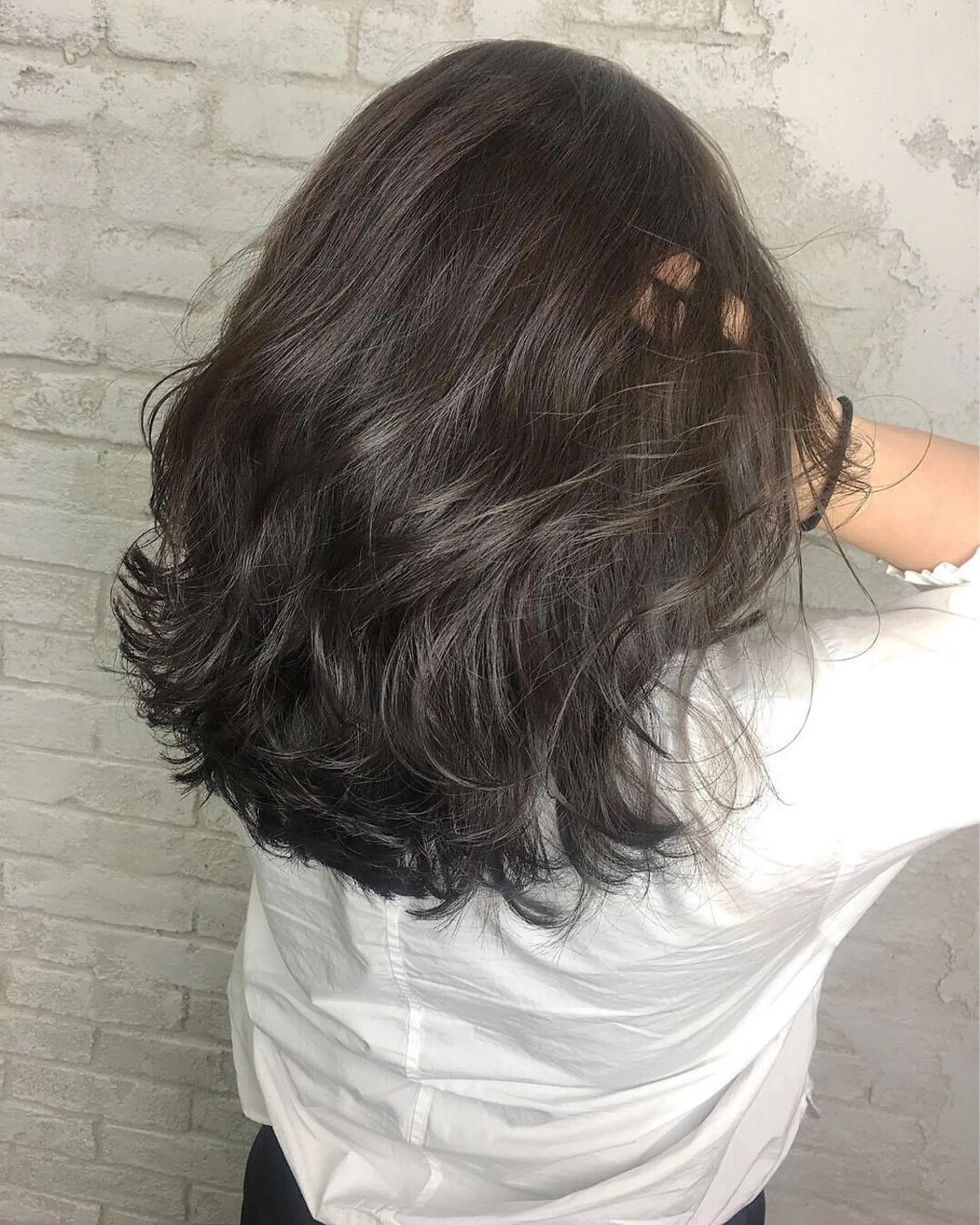 セミロング ブリーチ特化 ハイトーンRYOYAのヘアスタイル