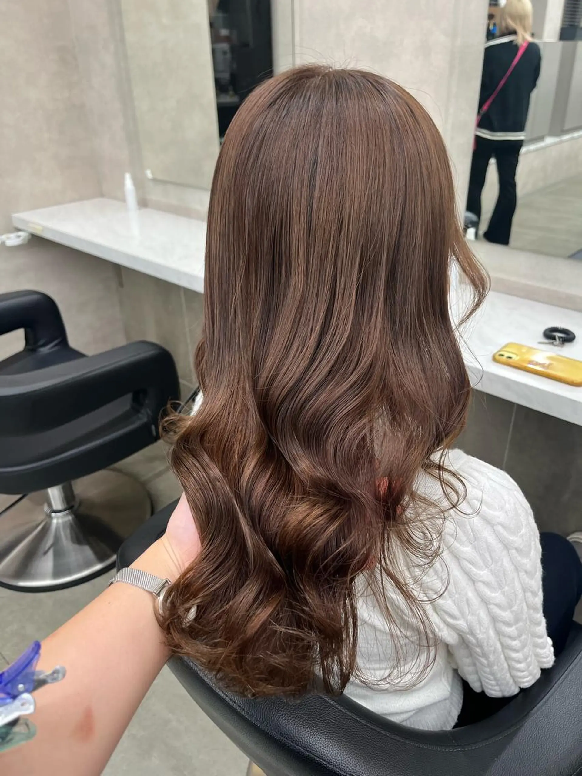 ミディアム 寒色＆ブリーチ特化 寒色MiOのヘアスタイル