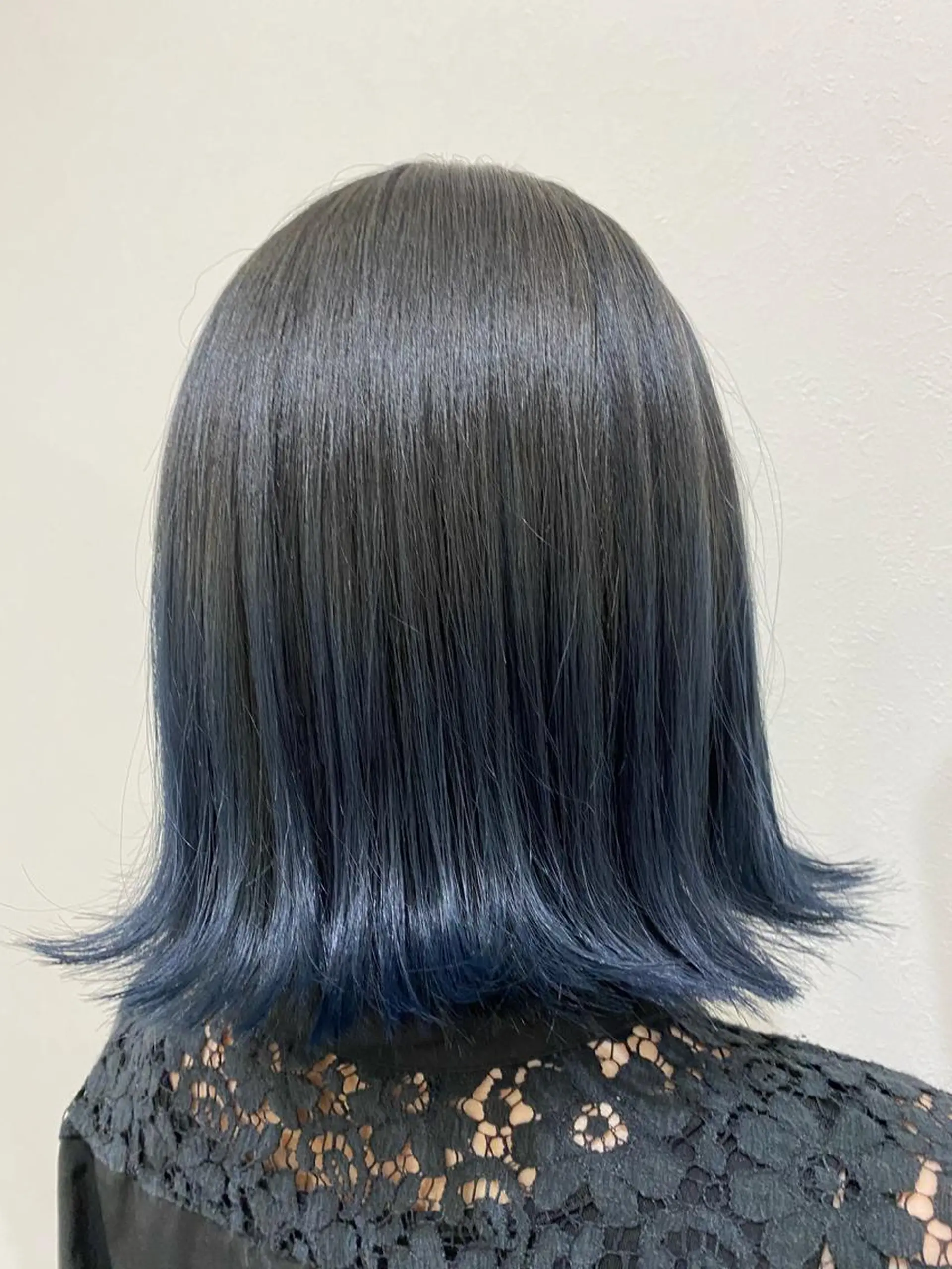 ミディアム カラー Ashanti 磯崎のヘアスタイル