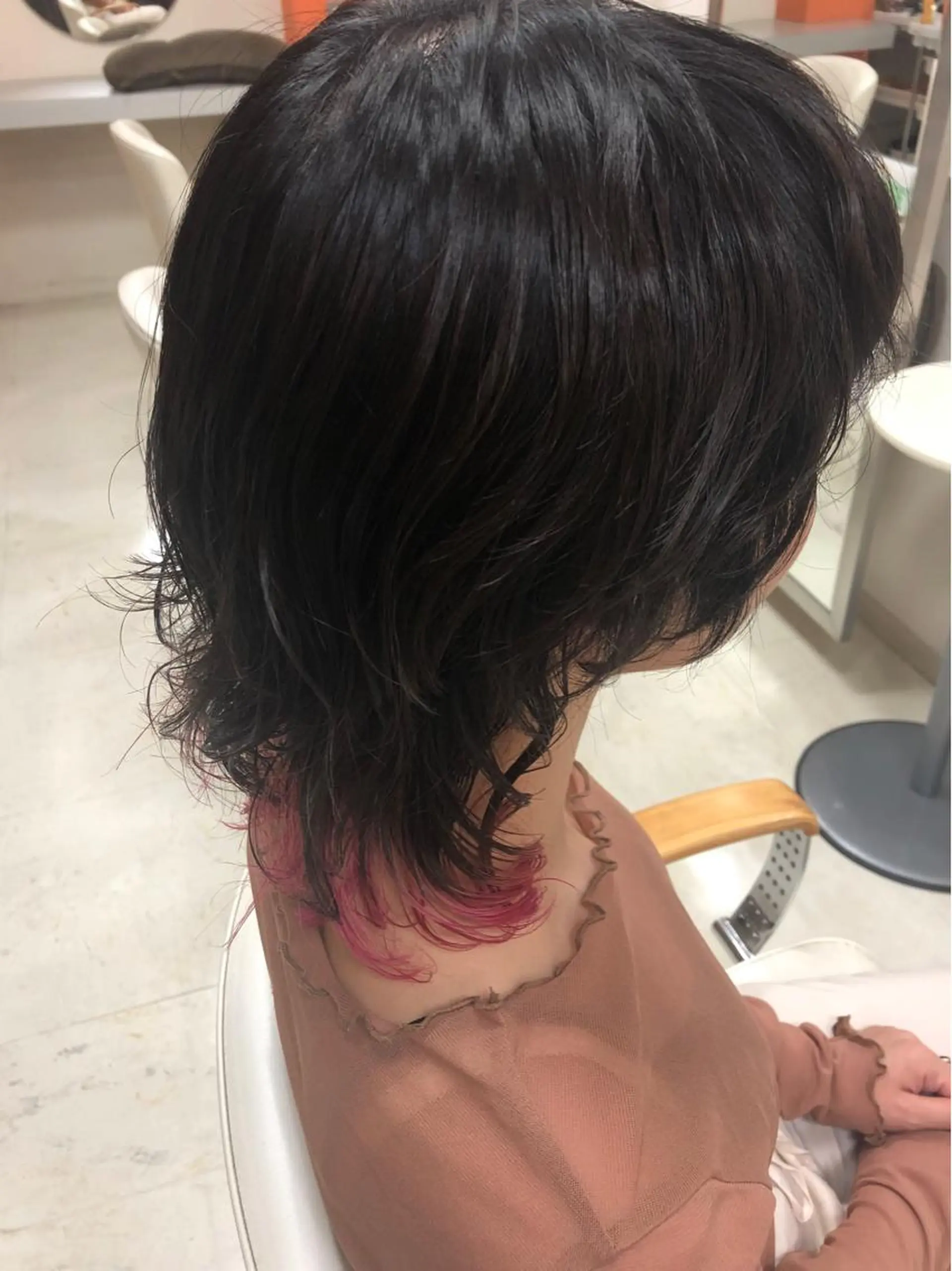 カラー white.梅田 デザインカラー🦄のヘアスタイル