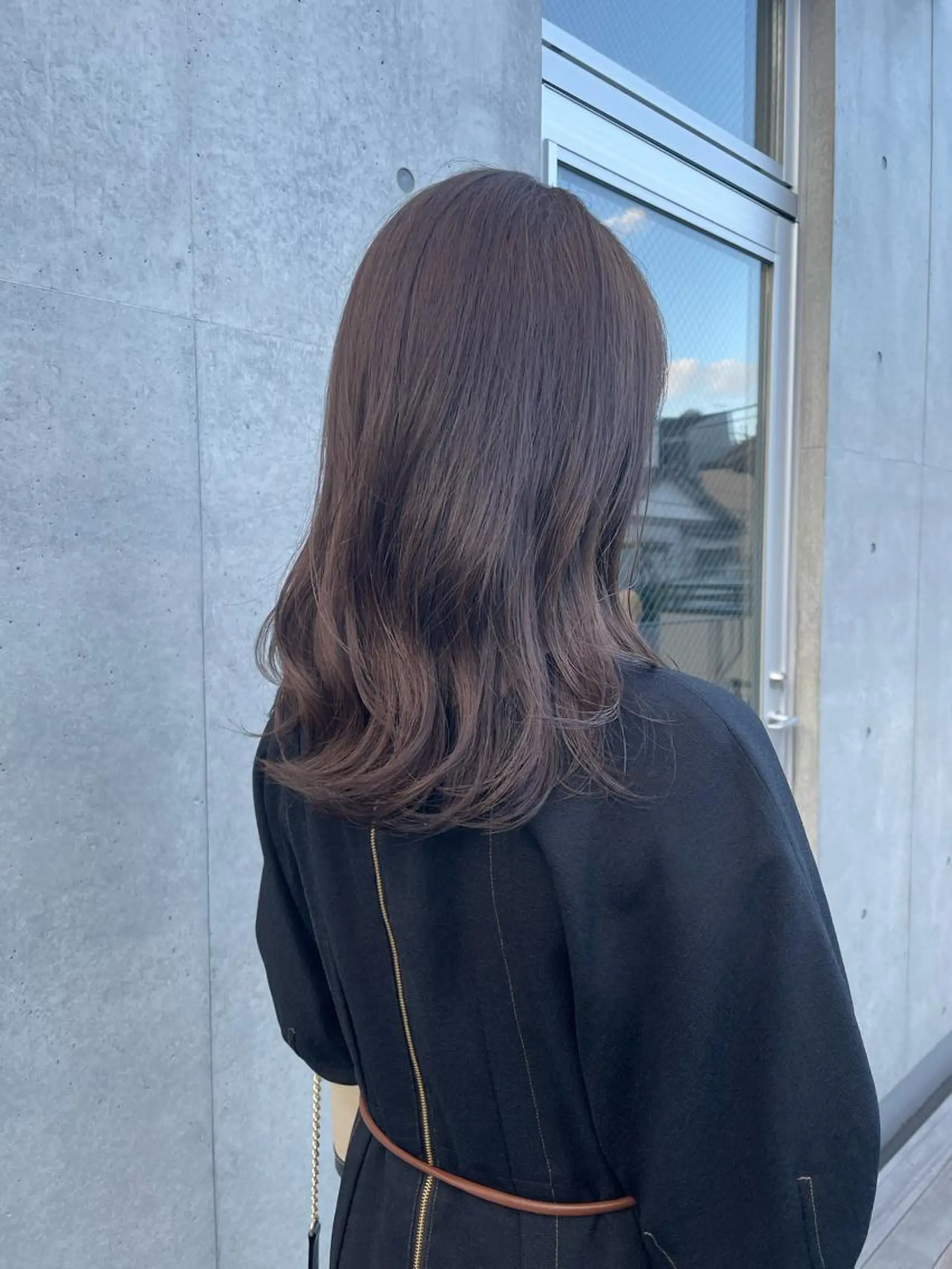 セミロング カラー ベージュカラー ブリーチ ブリーチなしカラー カット ヘアカラー 佐伯 和佳のヘアスタイル
