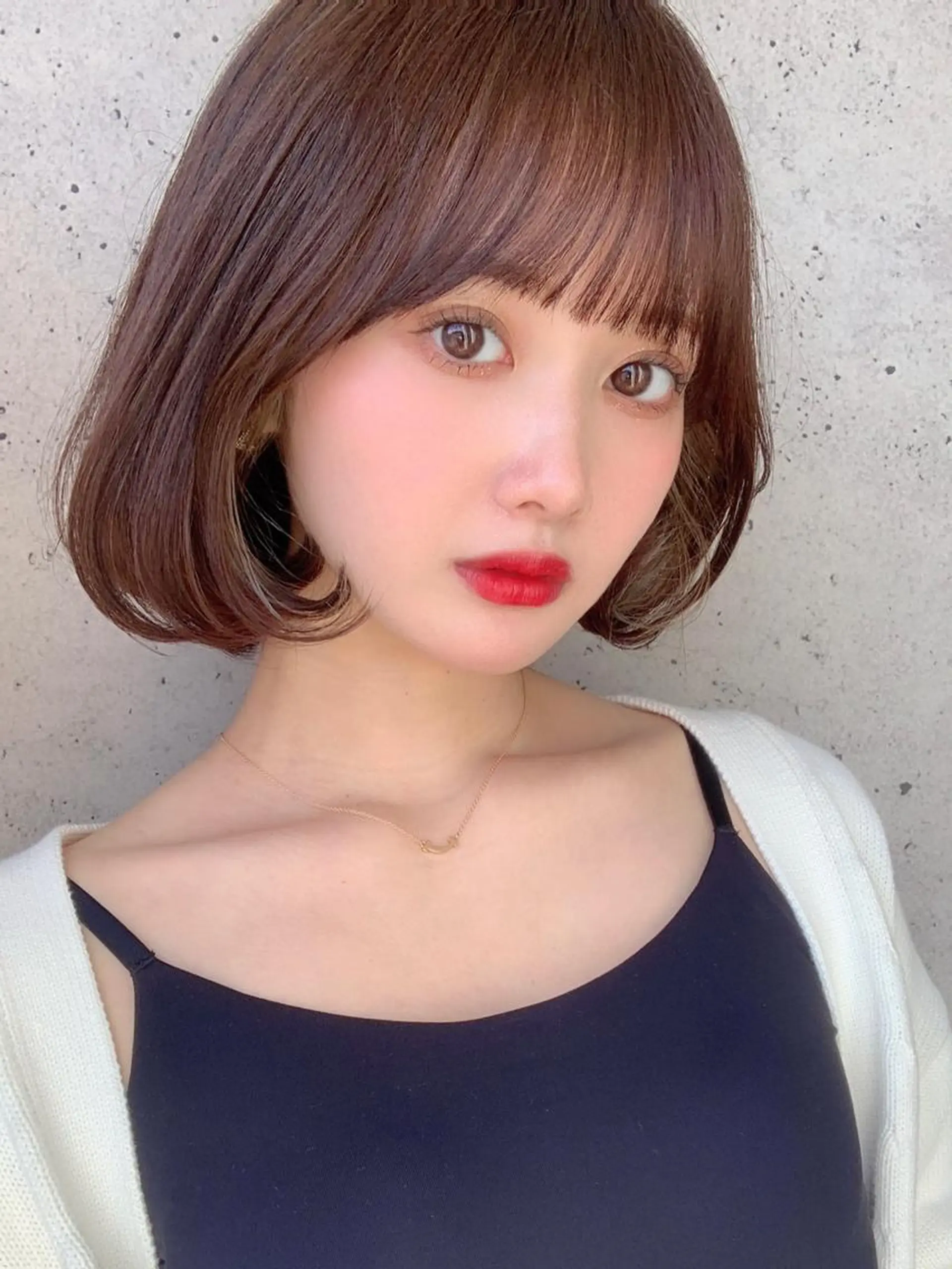 ミディアム カラー パーマ ヘアアレンジ イヤリングカラー イルミナカラー 髪質改善 タンバルモリ 韓国風ヘア 日本一の小顔カット/ ボブ/顔周り/韓国のヘアスタイル