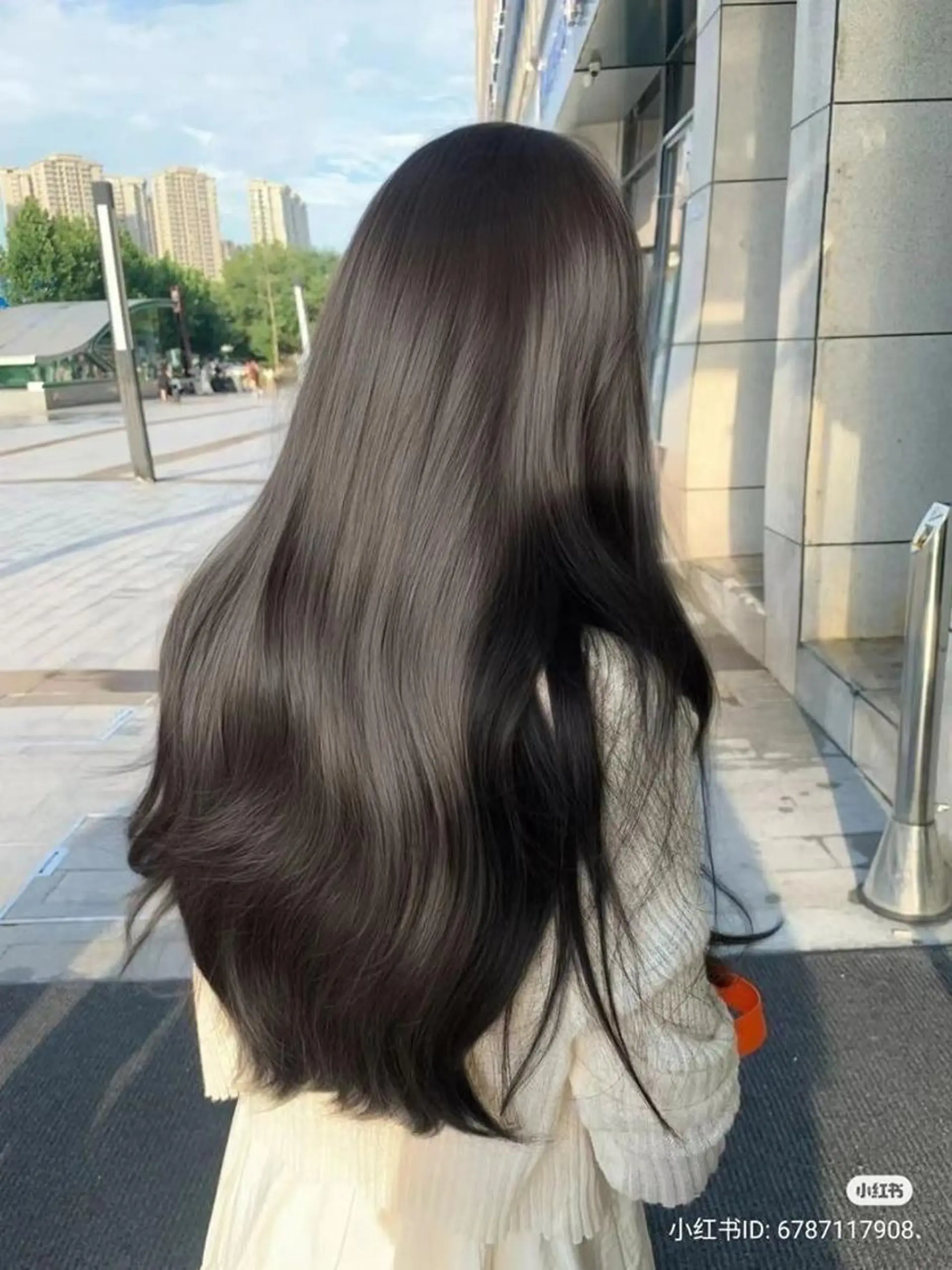 カラー 重くない透明感暗髪 🪞渋谷DANCEのヘアスタイル