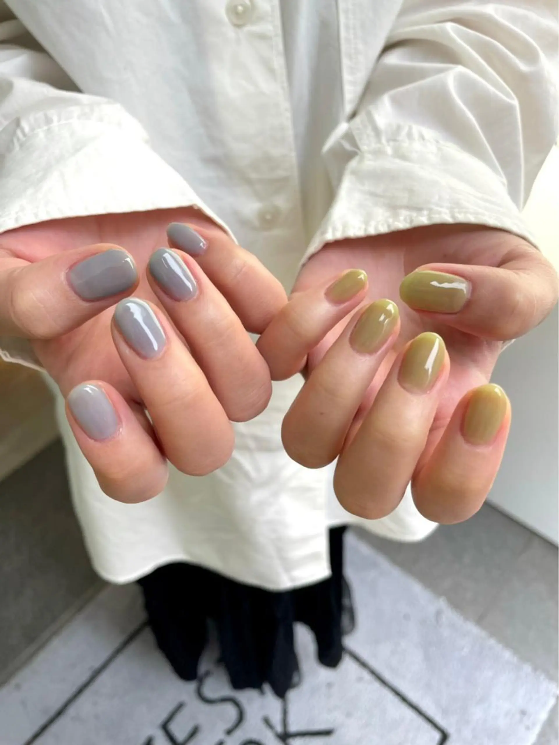 ネイル 氷ネイル・うるうるネイル ワンカラーネイル 韓国ヘアメンズ・レデ ィース特化ミクのヘアスタイル