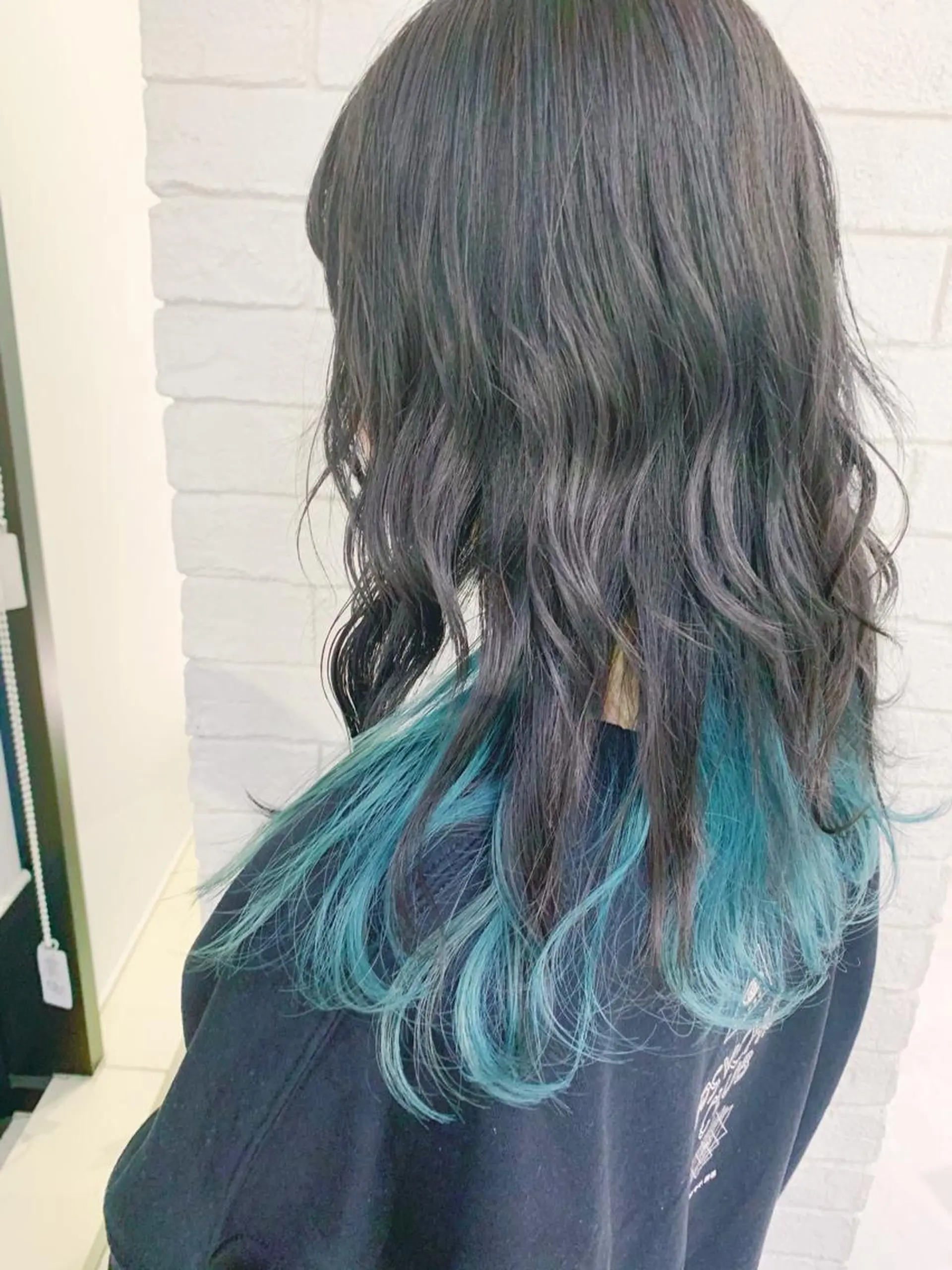 ロング カラー 枚方/樟葉駅 ３分 enn. AKIRAのヘアスタイル