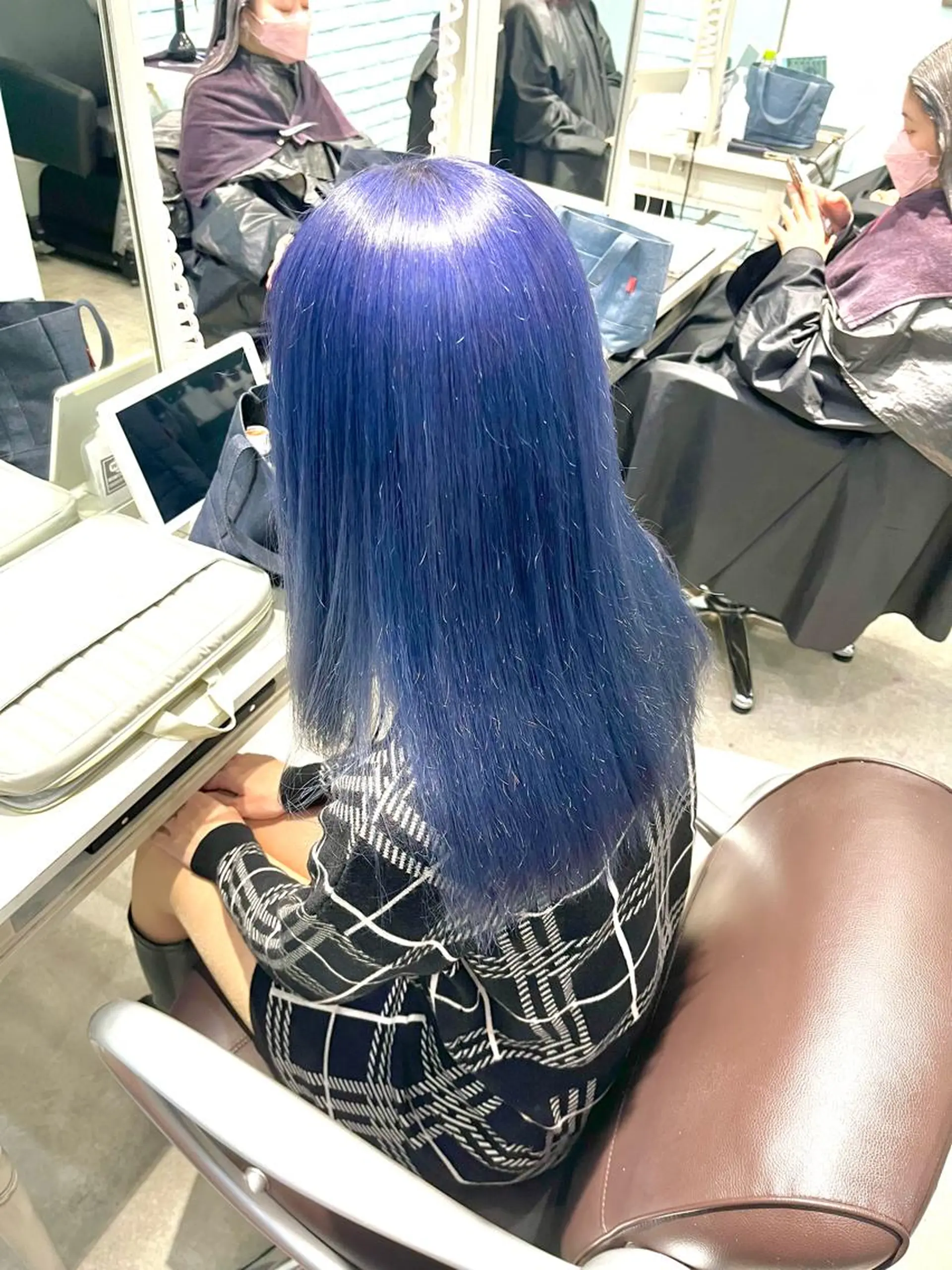 セミロング カラー ヘアアレンジ カット ヘアカラー トリートメント ヘアセット 🩶【推しハイトーン 】yuzu🩶のヘアスタイル