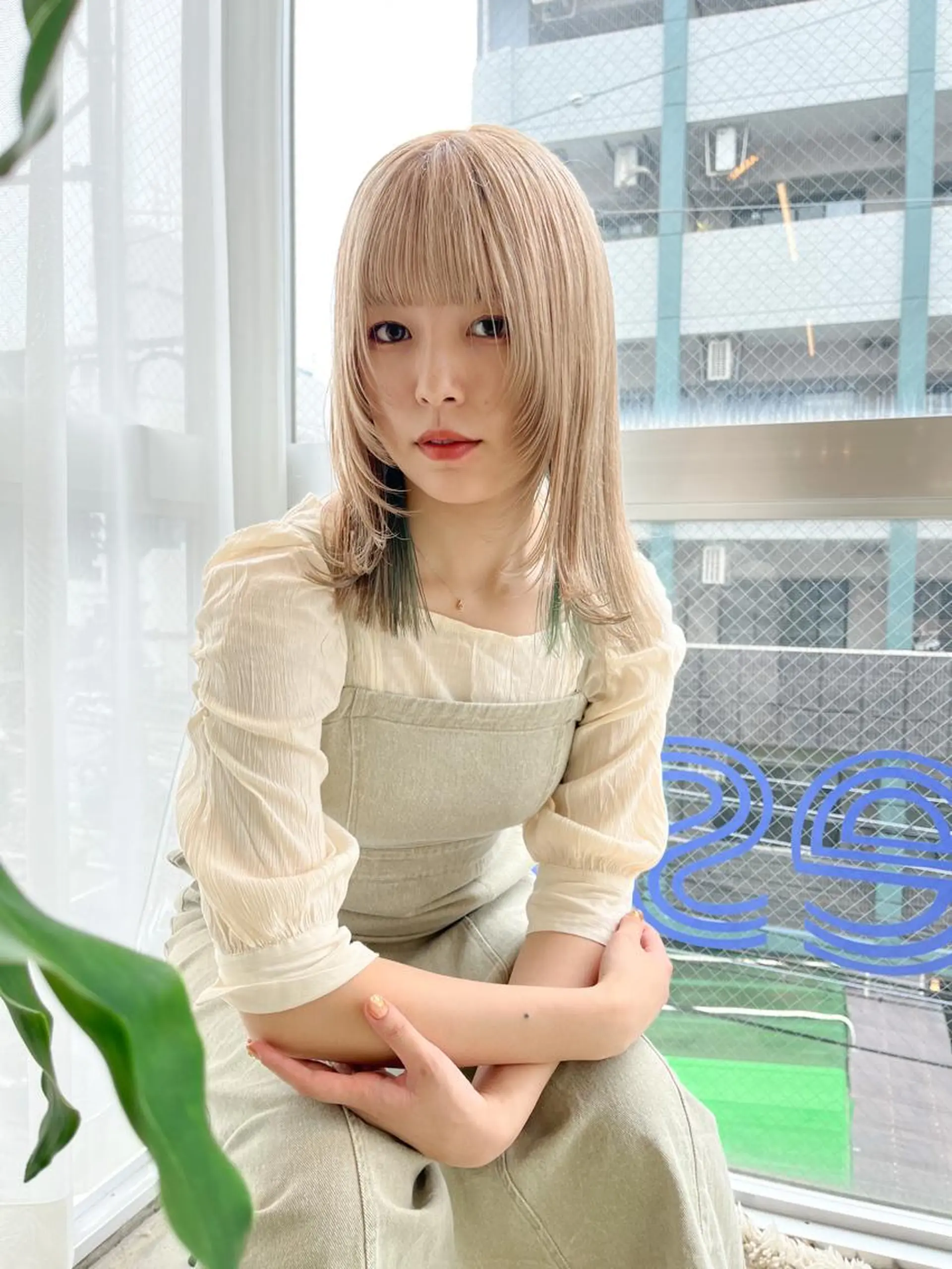 セミロング カラー パーマ ヘアアレンジ メンズ ハイトーン/顔まわり Nina💒のヘアスタイル