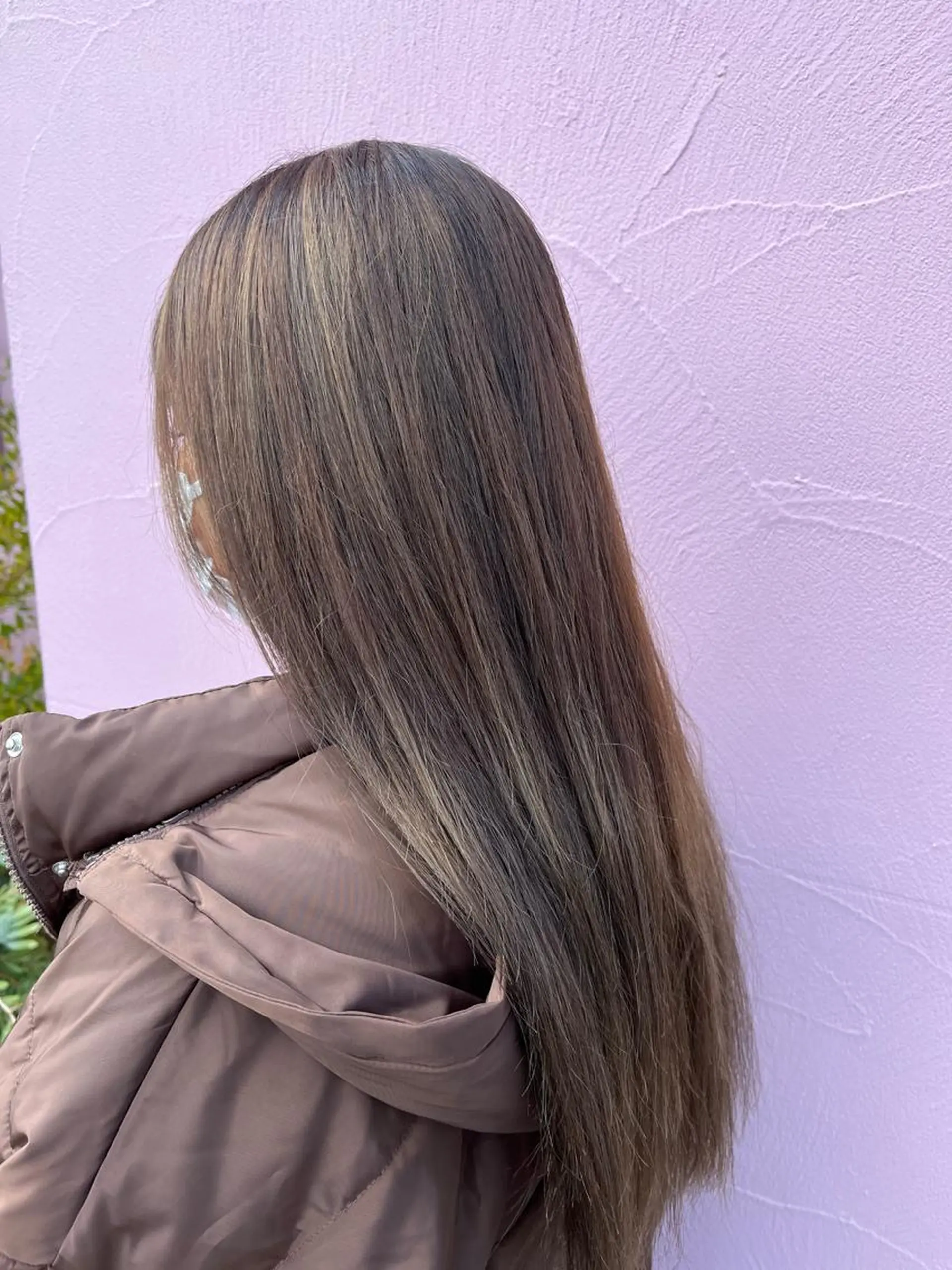 ロング カラー ベージュカラー ブリーチ 個性派/ハイトーン ✨✨　稲吉菜々美のヘアスタイル