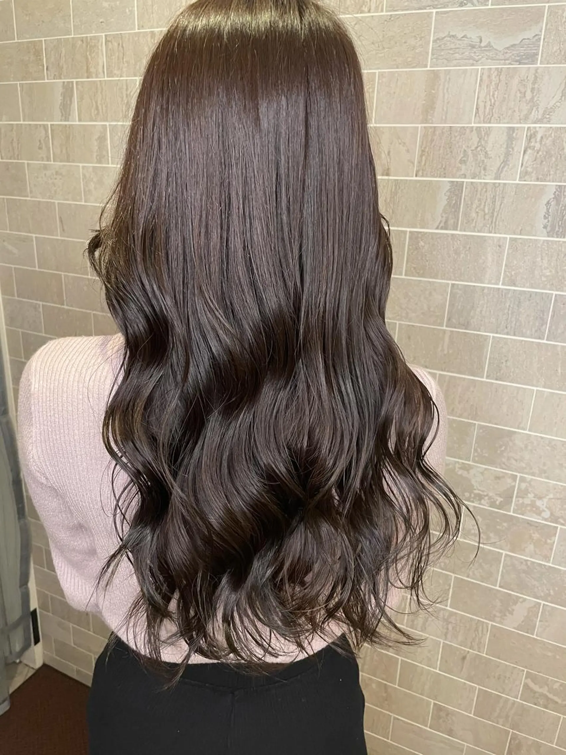 ロング 齋藤 樹里のヘアスタイル