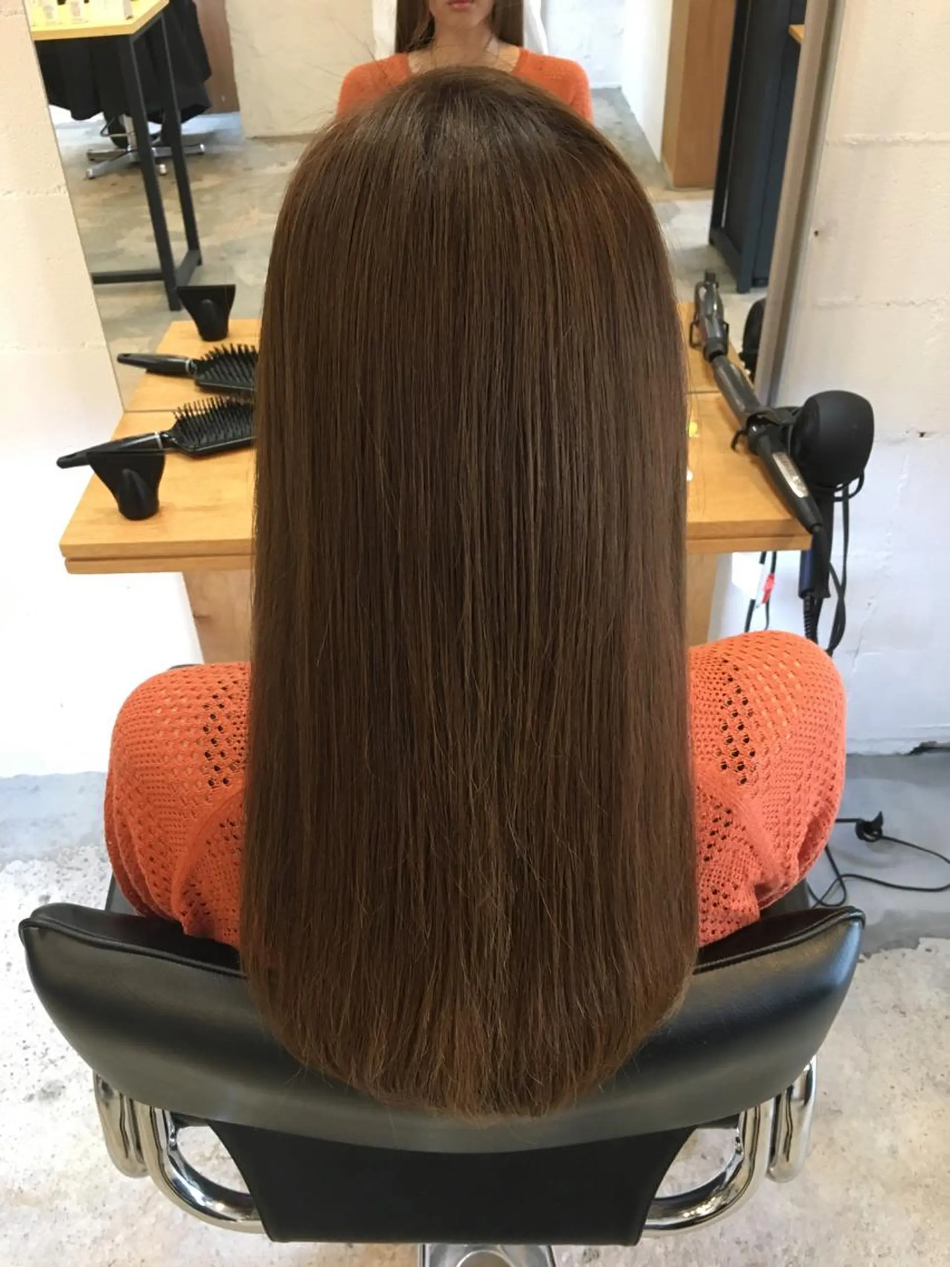 セミロング カラー メンズ眉毛ITSUK Iメンズ専門　新宿の眉毛・アイブロウイメージ