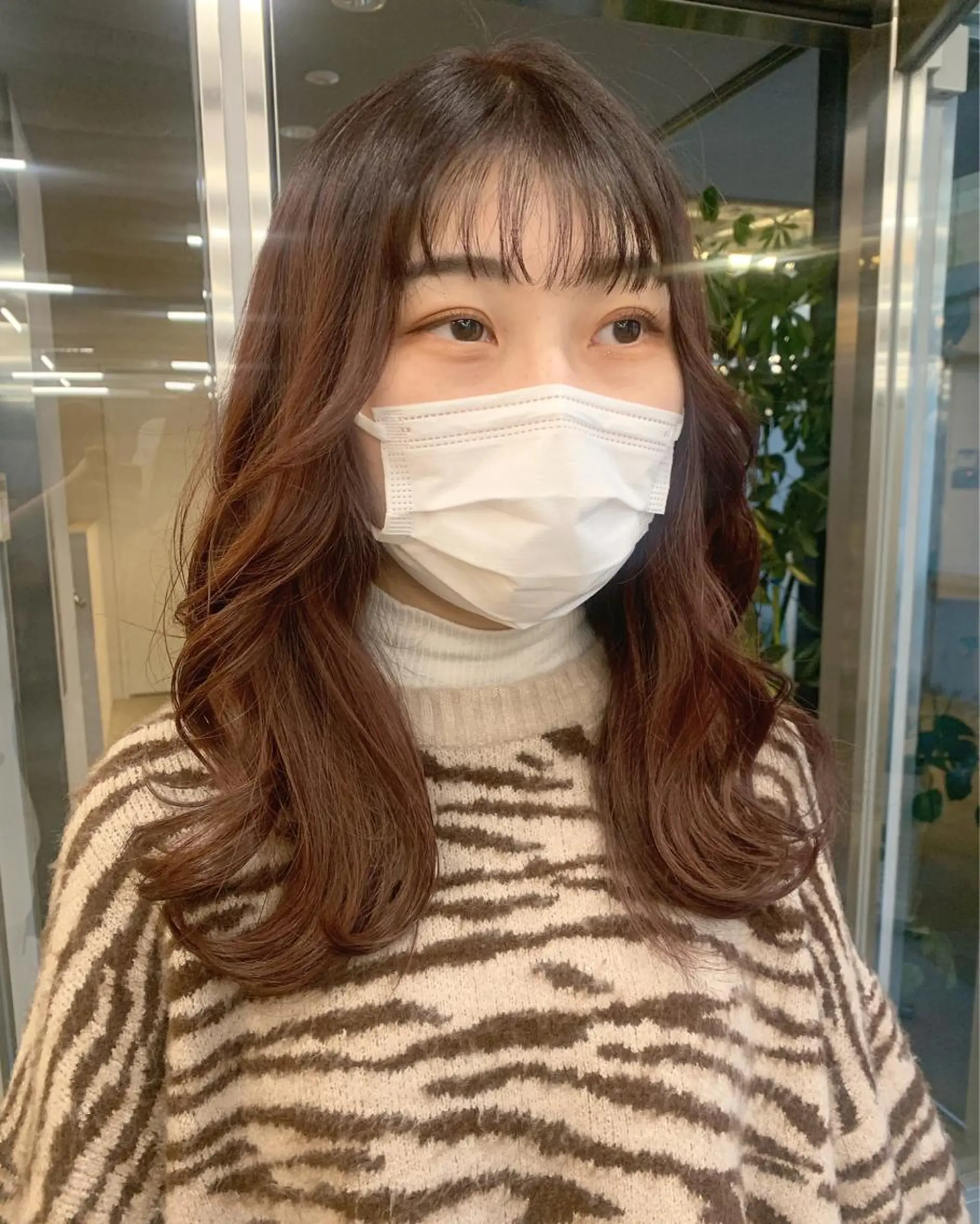 ミディアム カラー カット ヘアカラー トリートメント ヘッドスパ ヘアセット 透明感/オリーブ/ グレージュ/YUKAのヘアスタイル