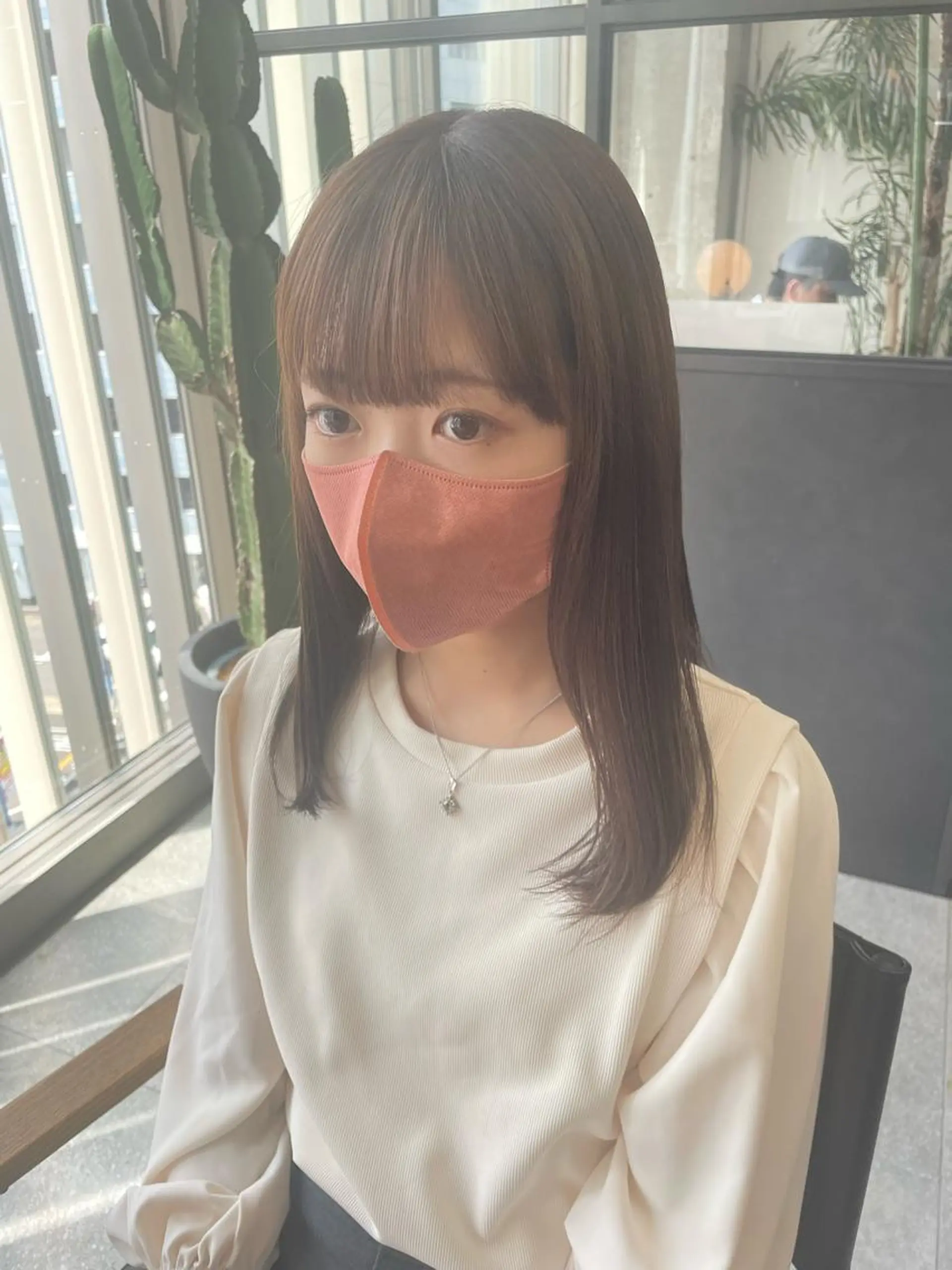 セミロング 鈴木瑛里/ブロンド ベージュ/男女のヘアスタイル