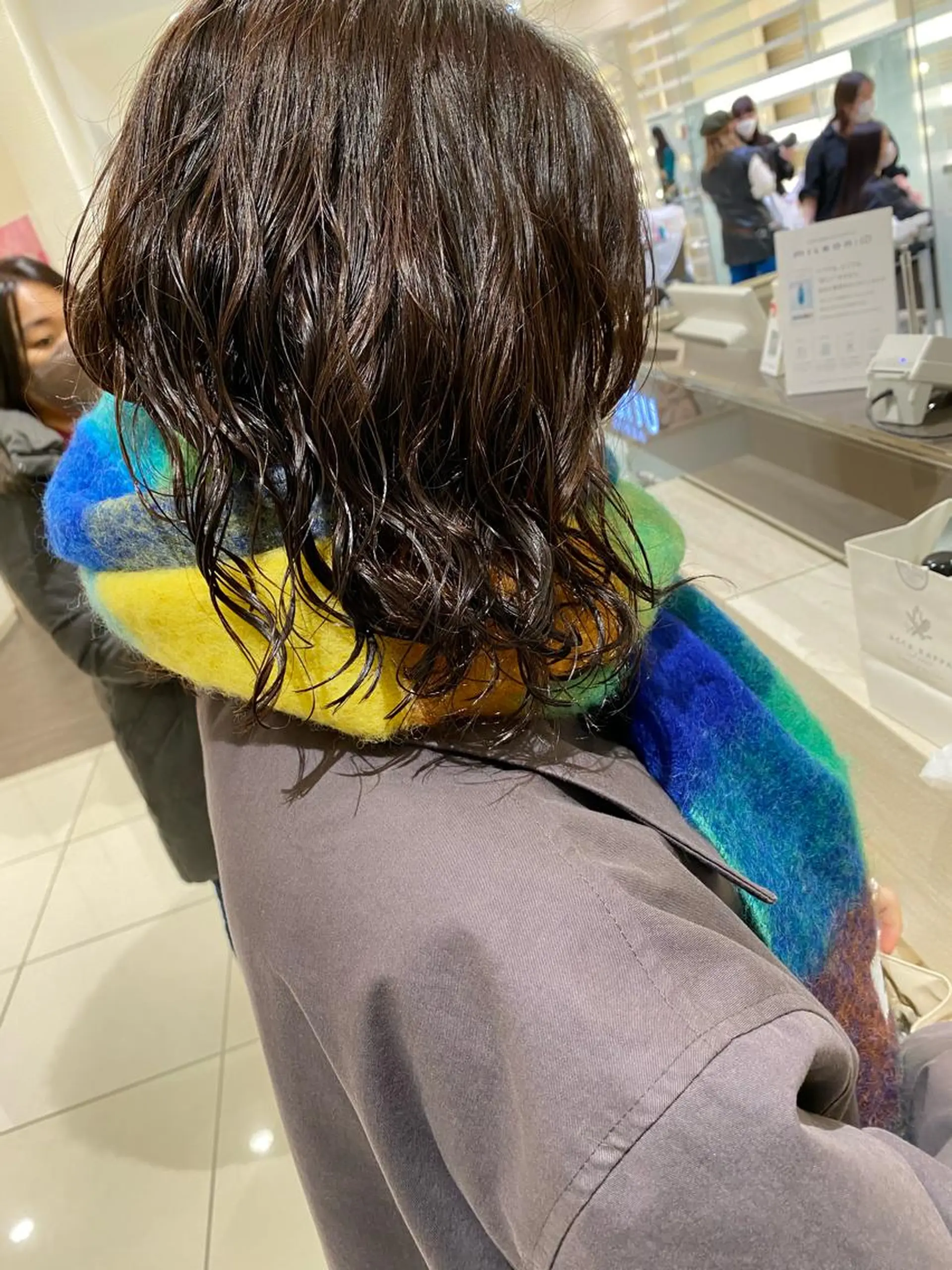 ミディアム パーマ レイヤーカット/ ハイライト　千咲季のヘアスタイル