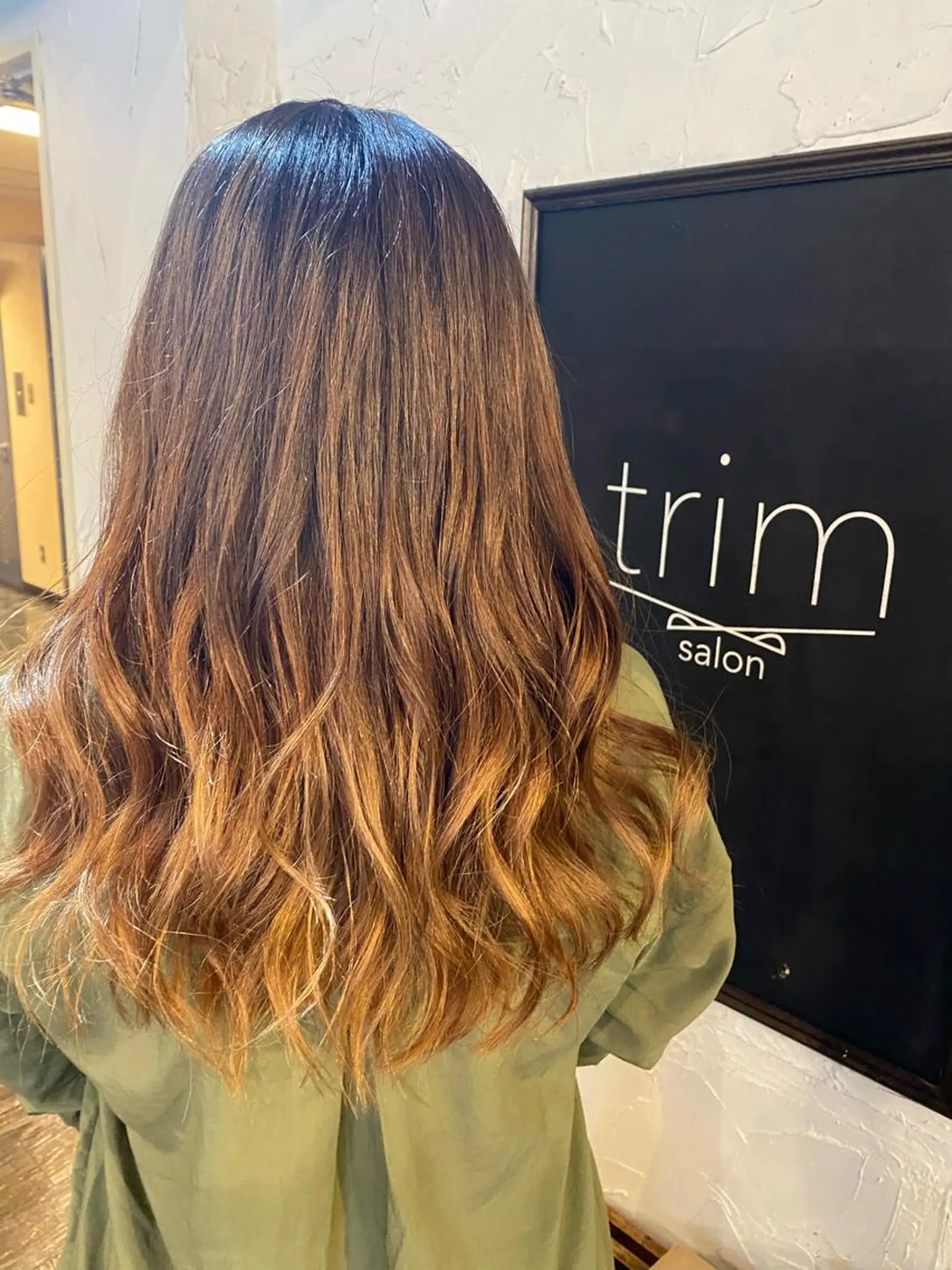 カラー 渋田 ゆかりのヘアスタイル