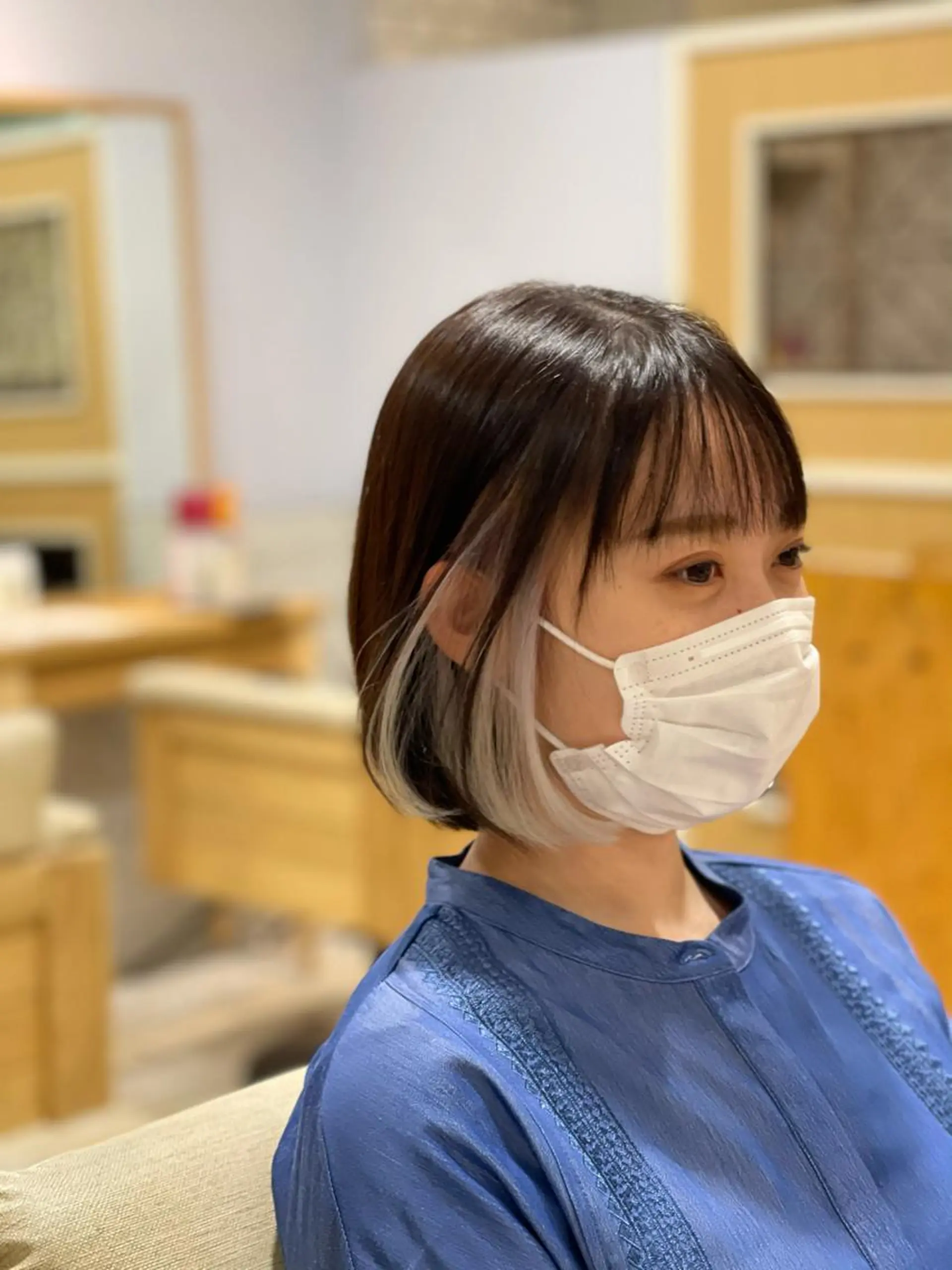 セミロング カラー 馬場智哉 白髪ぼかしハイライトのヘアスタイル