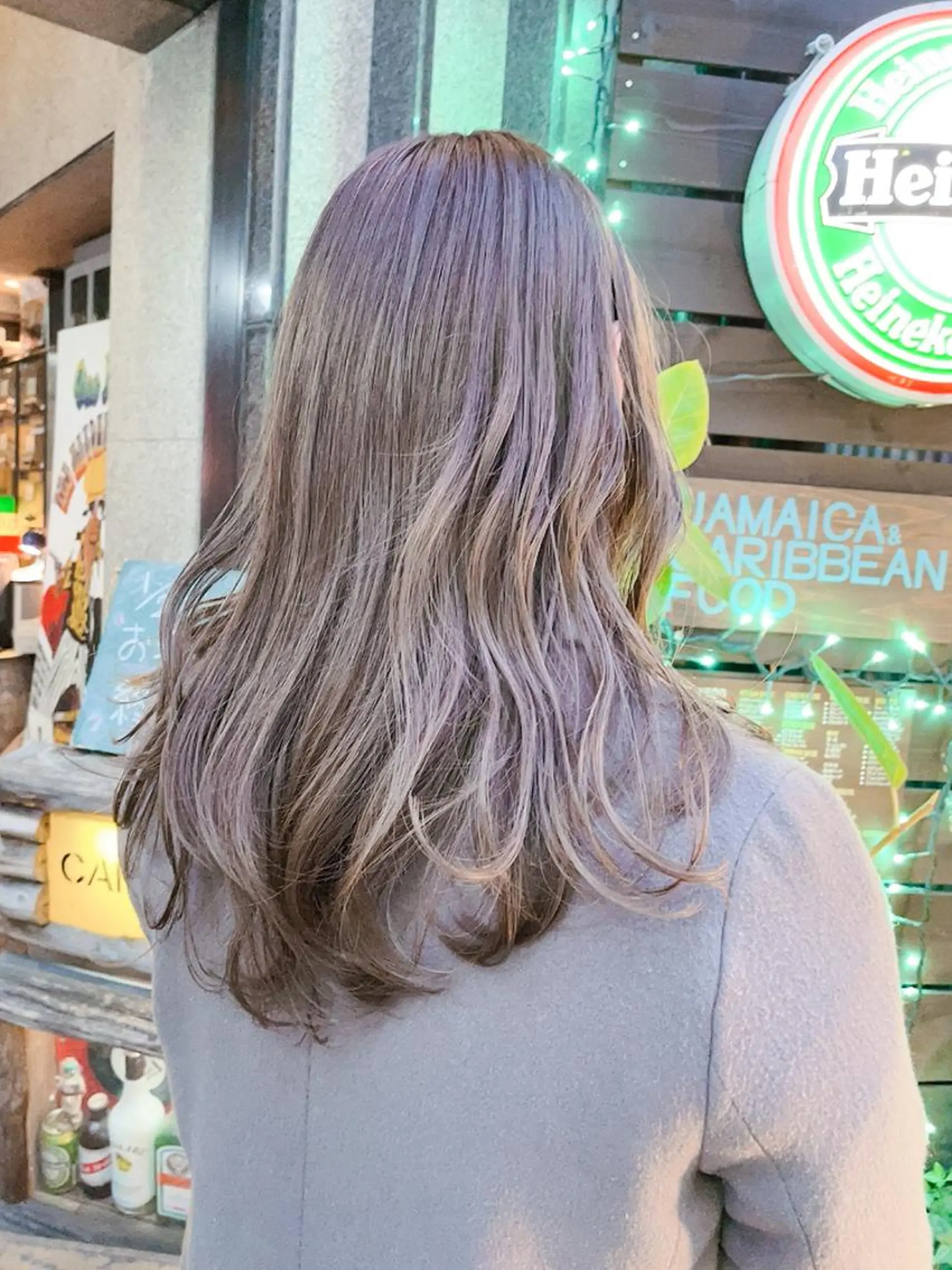 セミロング カラー パーマ ヘアアレンジ ネイル マツエク・マツパ アイブロウ Chic シックのヘアスタイル