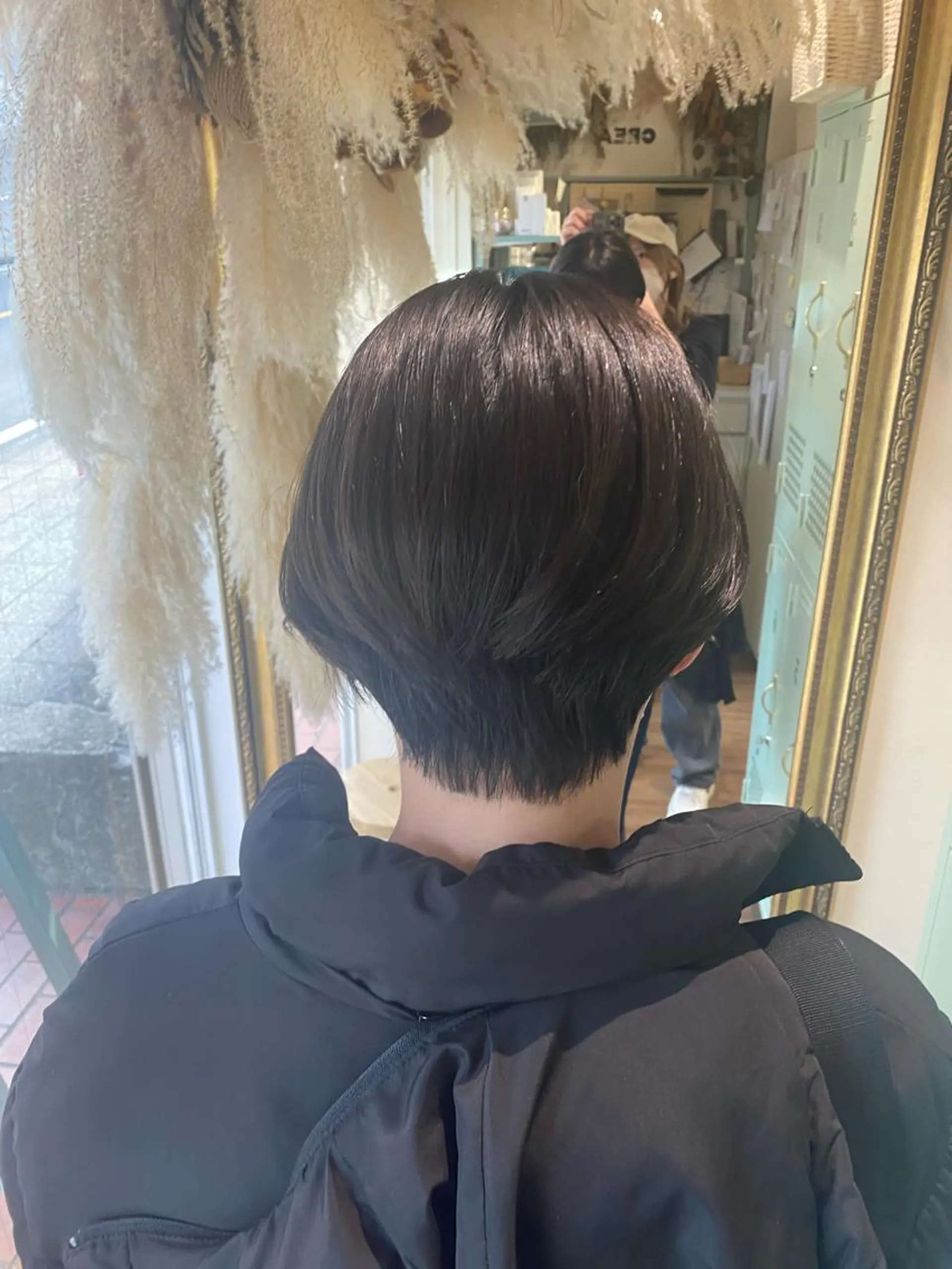 ショート 透明感カラー/韓国 ヘア🩶yuri🩵のヘアスタイル