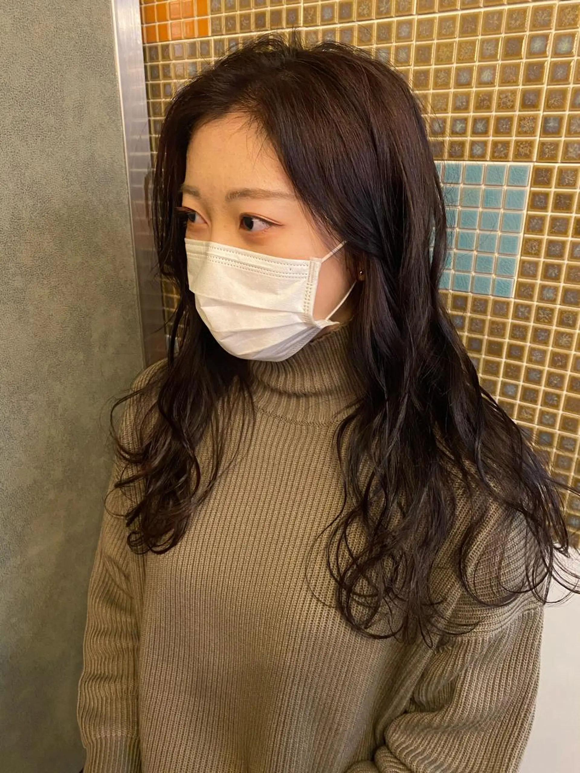 ロング イタヤ マイカのヘアスタイル