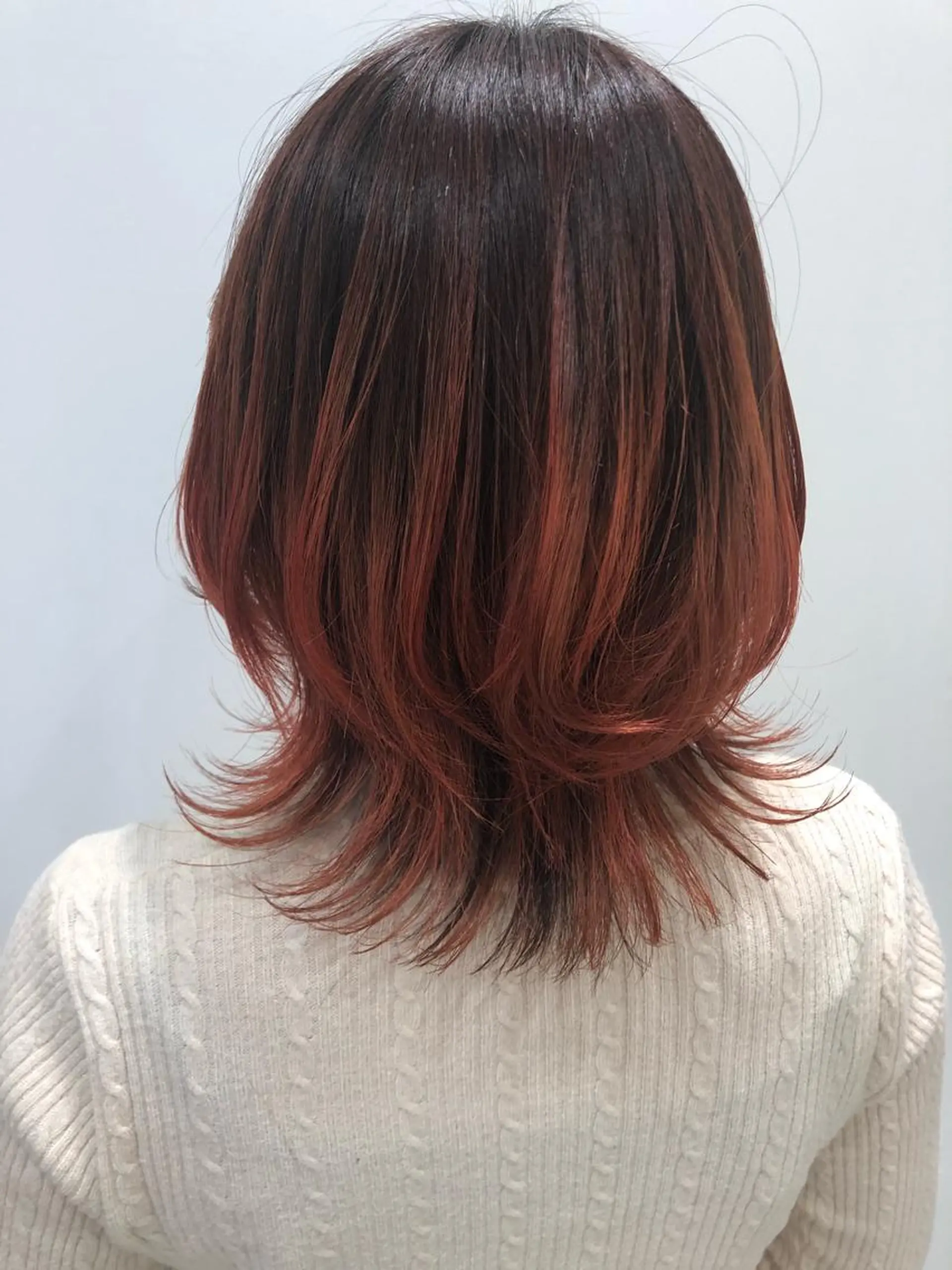 ミディアム 顔周りの垢抜けヘア 立山あいりのヘアスタイル
