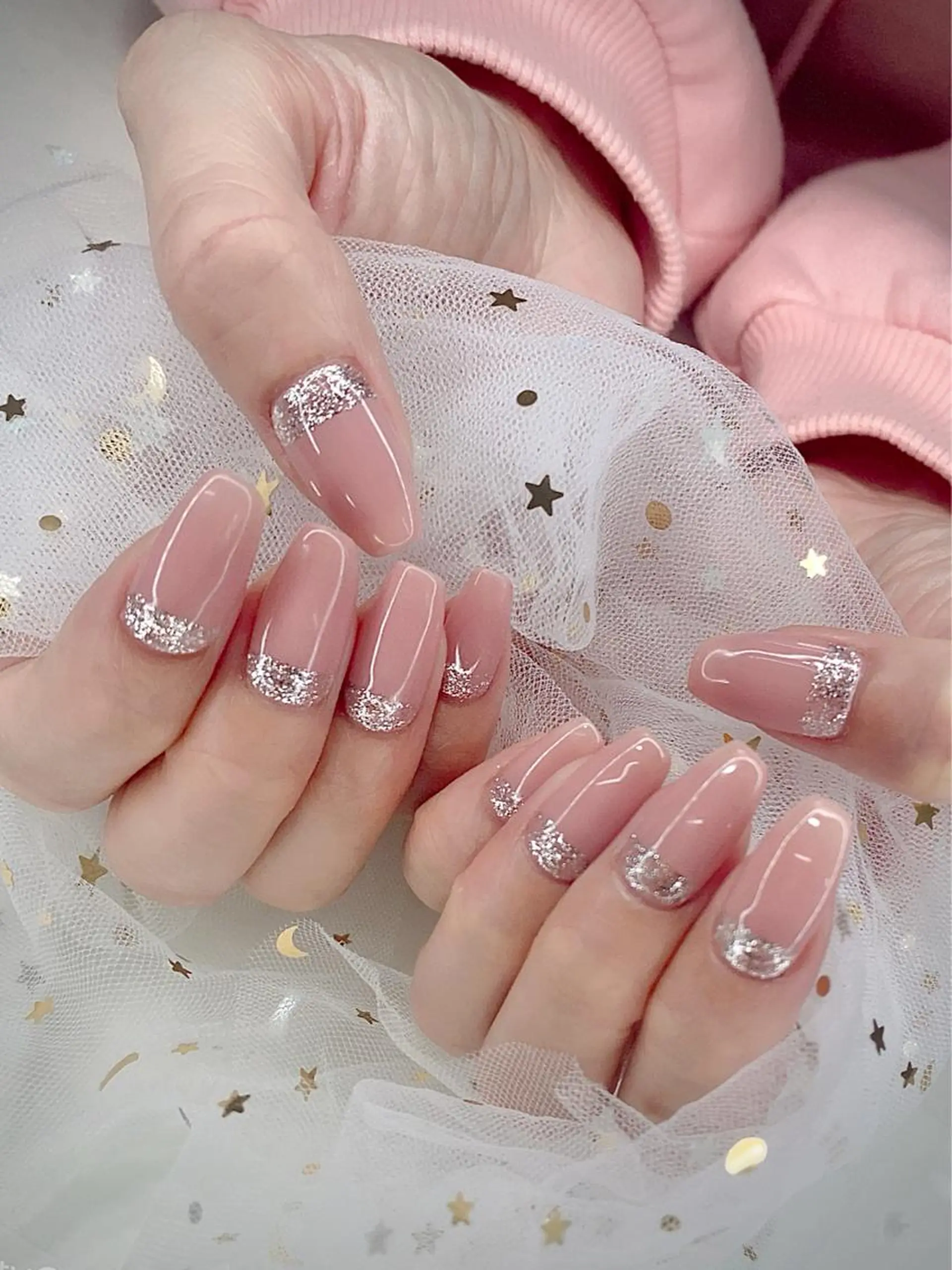 ネイル I-nailロング /ワンホン/キラキラのネイルデザイン