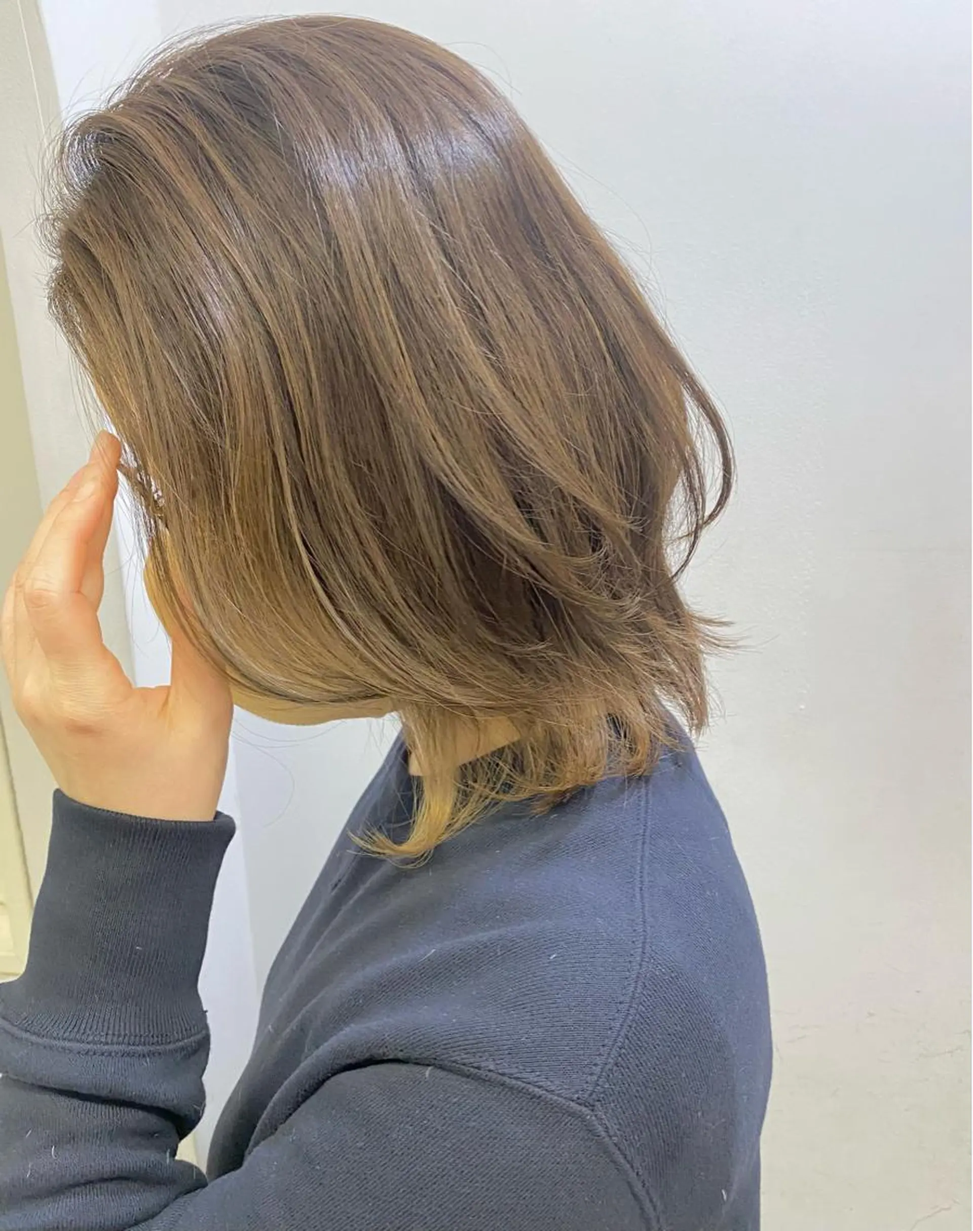 ミディアム 西尾 隆介のヘアスタイル