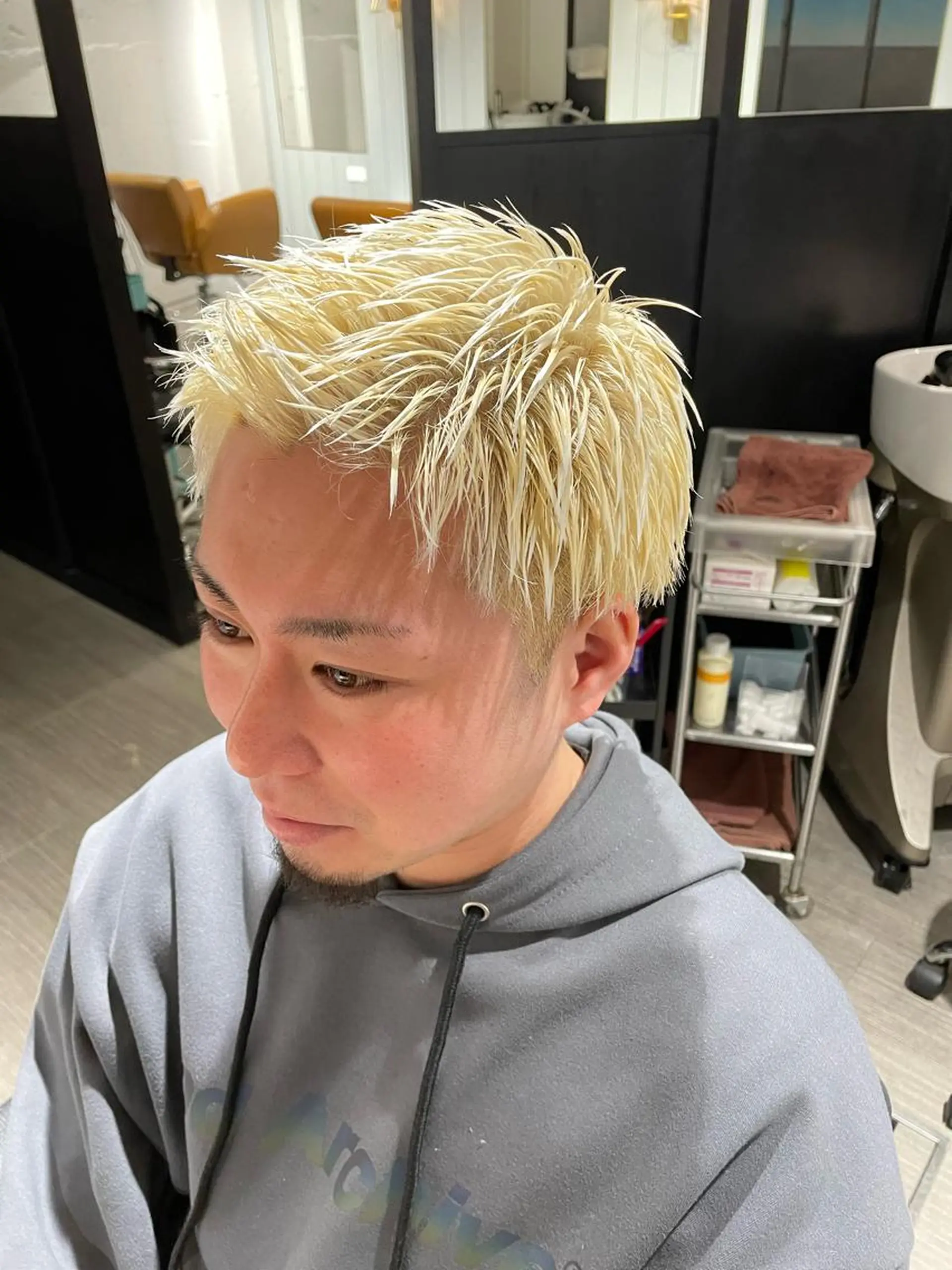ショート カラー メンズ カット ヘアカラー トリートメント key キーのヘアスタイル