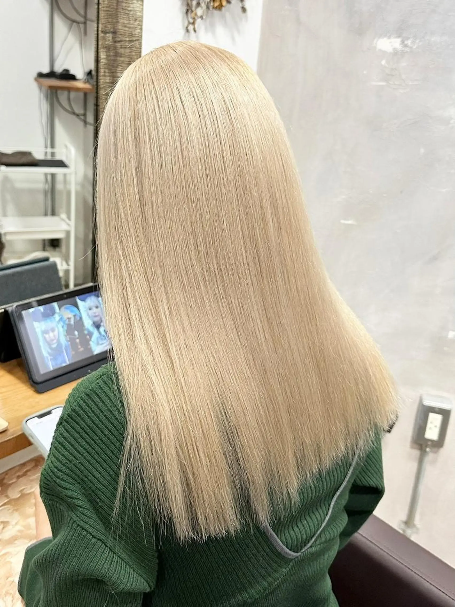 ミディアム ボブ ハイライト 韓国風ヘア レイヤーカット LORE🔷福岡天神 カット/カラー⭐️のヘアスタイル