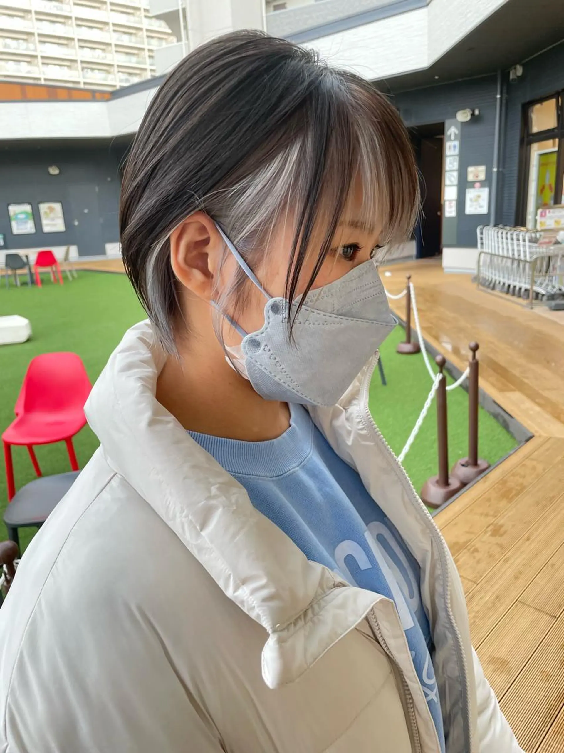 ショート カラー シルバー メンズヘア特化 崎田 成人のヘアスタイル