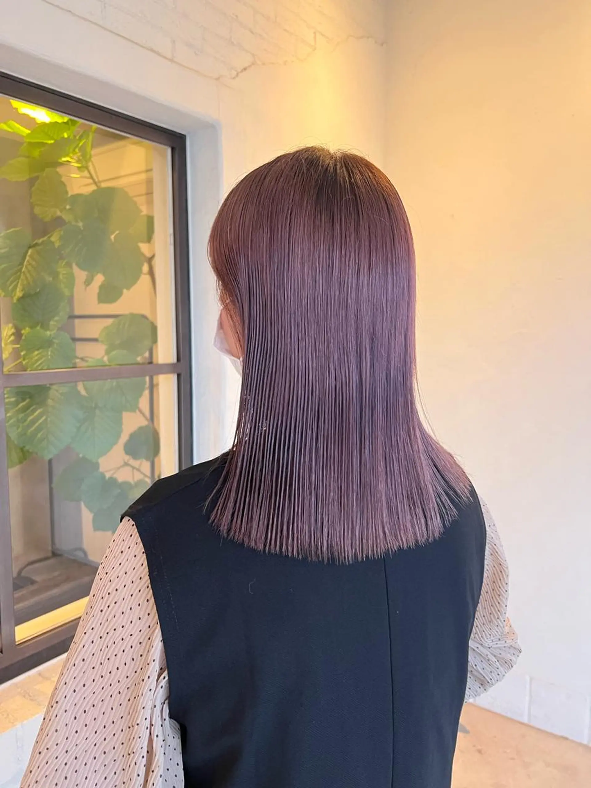 ミディアム カラー 松田 詩奈のヘアスタイル