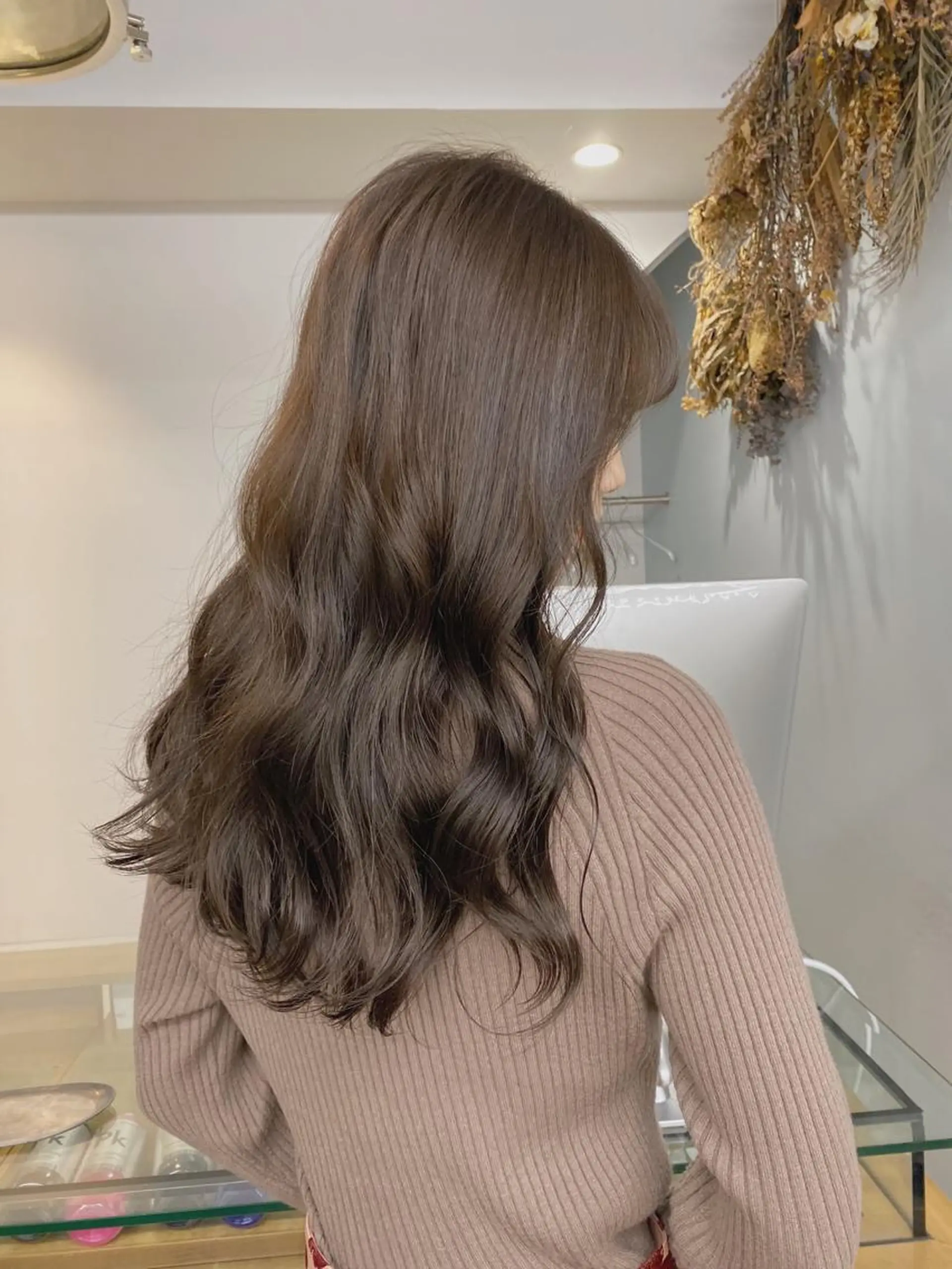 ロング カラー ヘアアレンジ カット ヘアカラー トリートメント Flamme Annaのヘアスタイル