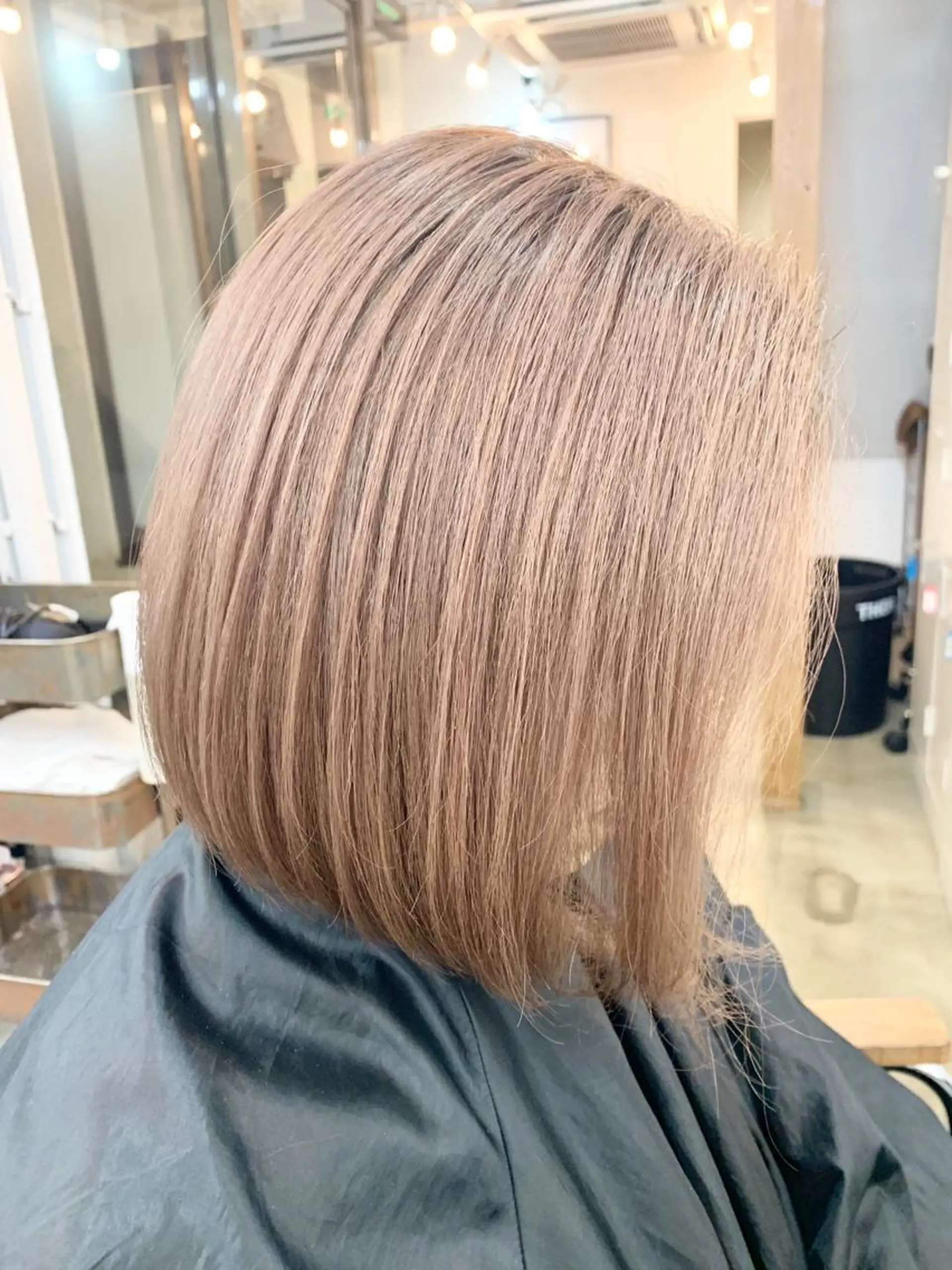 ショート カラー ヘアアレンジ ネイル マツエク・マツパ ブロンド ピンクカラー カラーマツエク ピンク ブリーチ特化 / share 元太のヘアスタイル