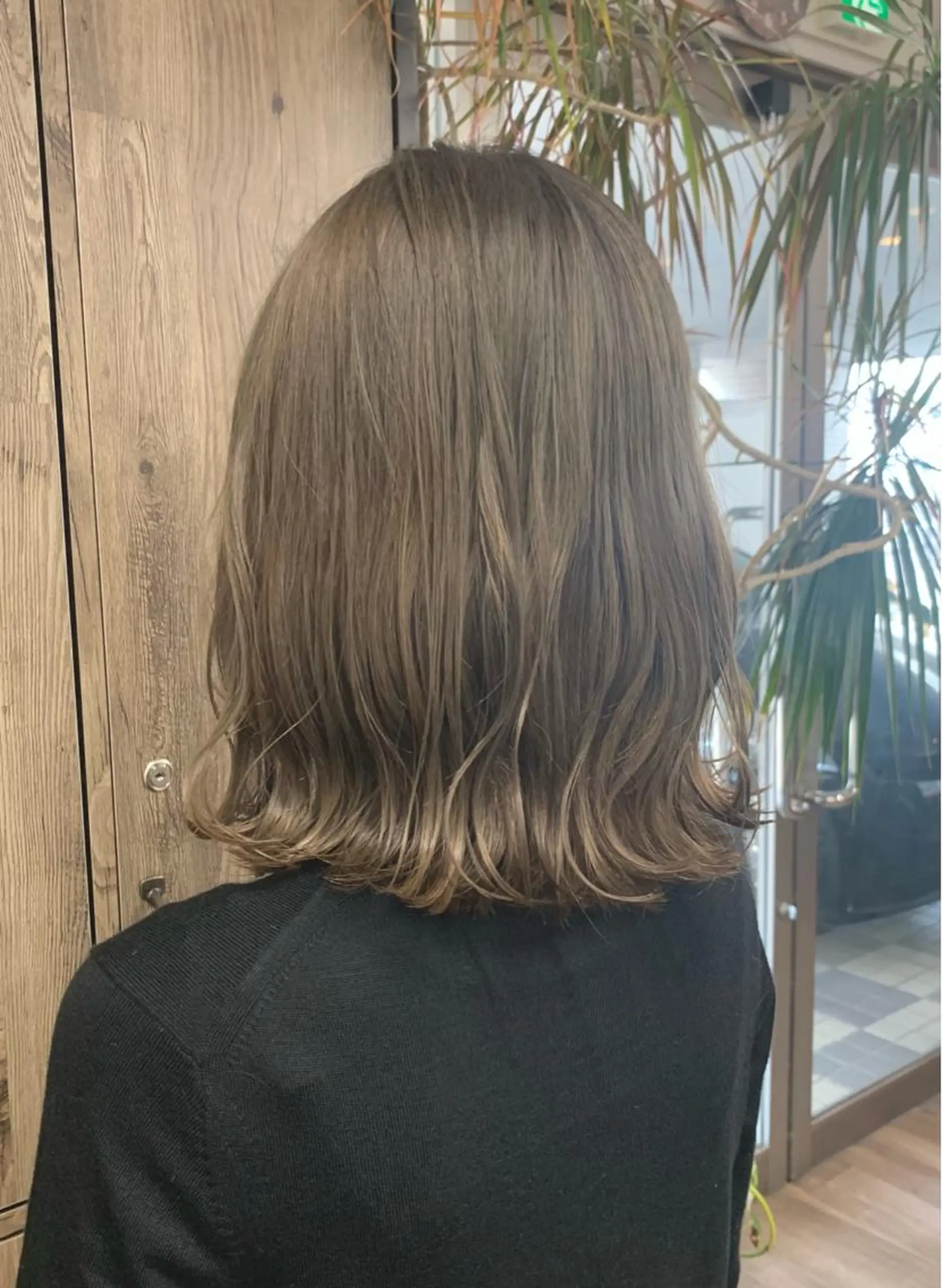 カラー バレイヤージュ ブリーチ ケアブリーチ ダブルカラー イヤリングカラー 🌷かわばた めい🌷のヘアスタイル