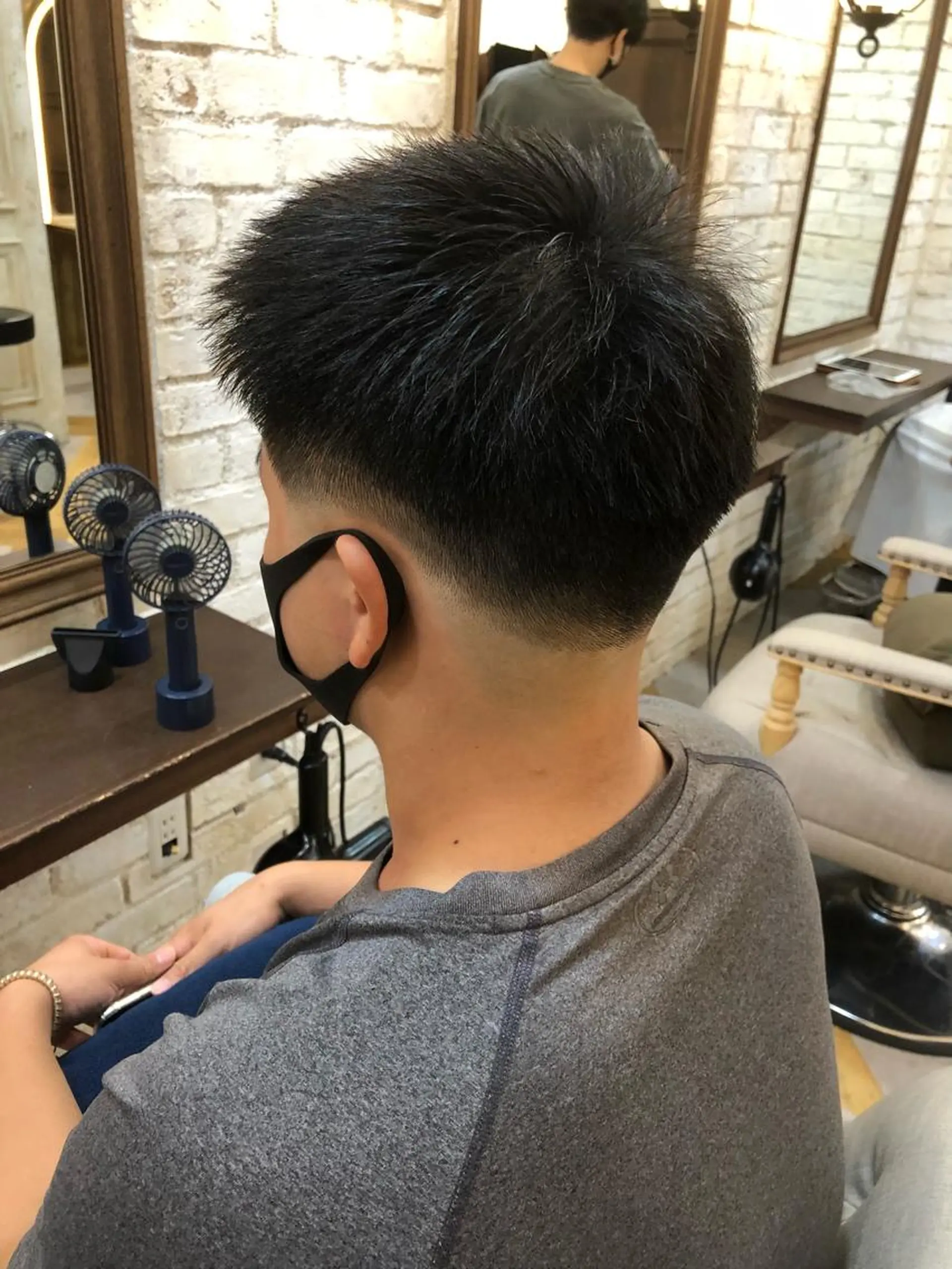 メンズ フェードカット スキンフェード セン北徒歩５分 キシタクのヘアスタイル