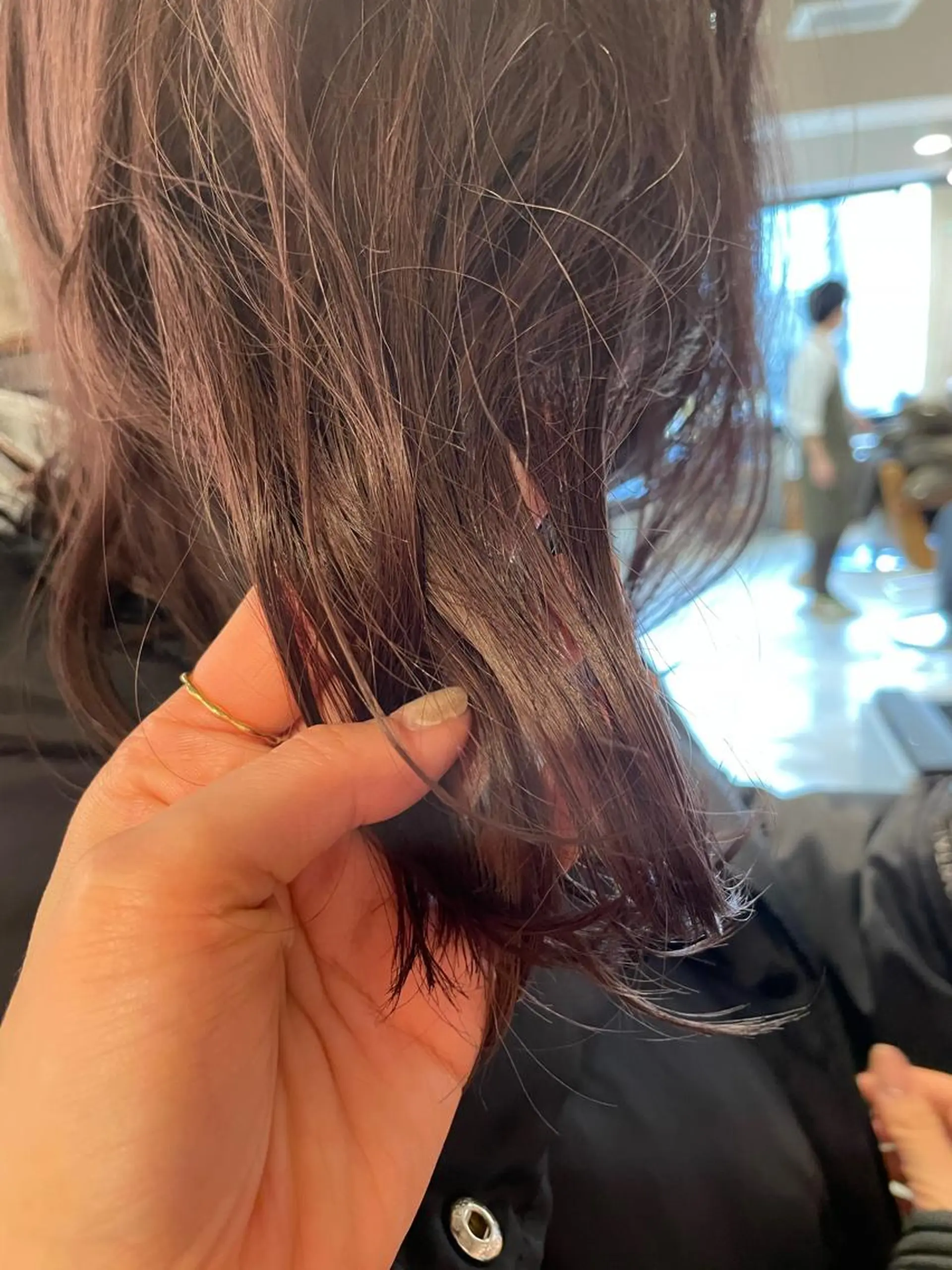 セミロング カット ヘアカラー トリートメント さの あやねのヘアスタイル