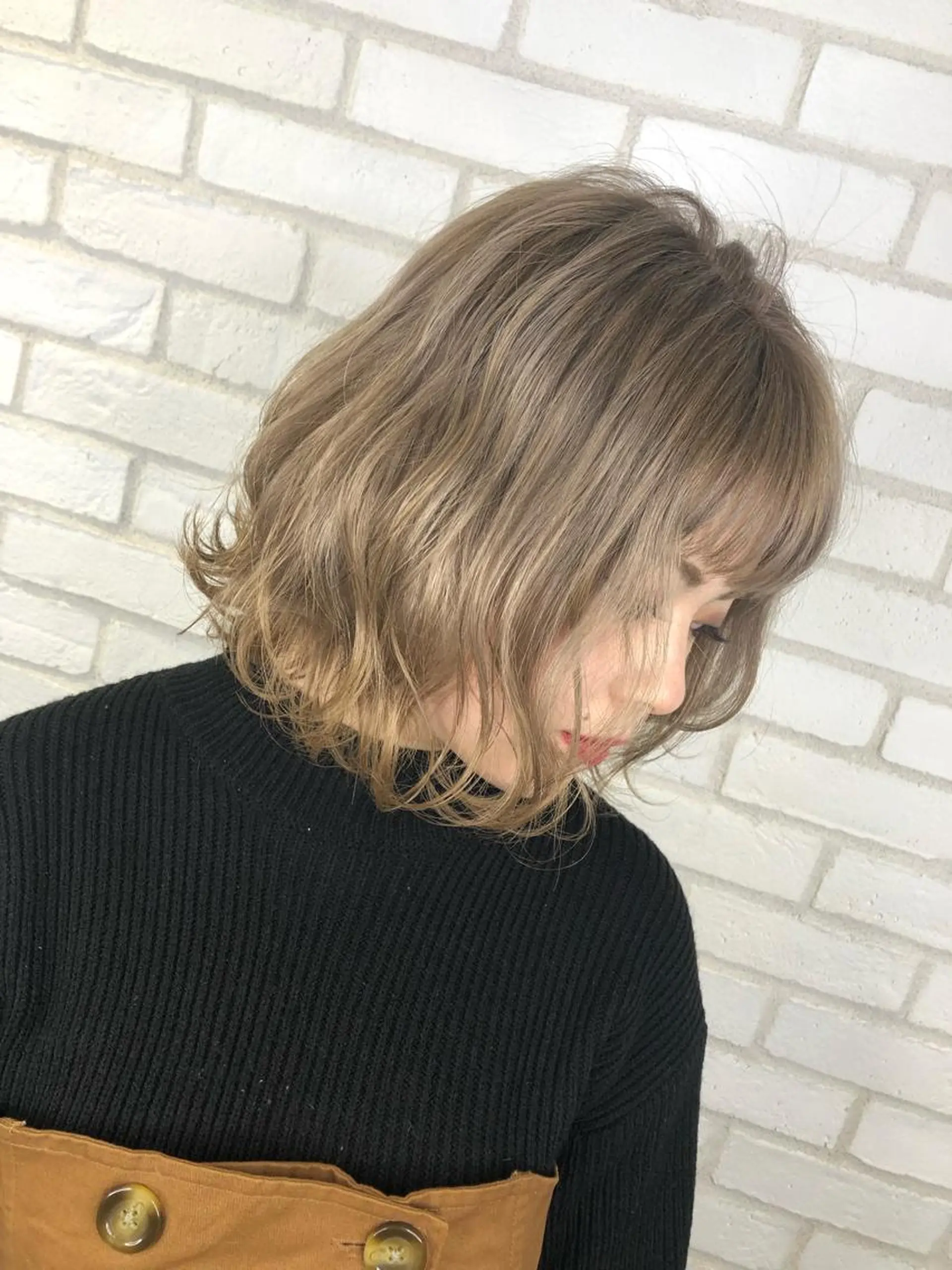 ショート カラー 小島 侑衣のヘアスタイル