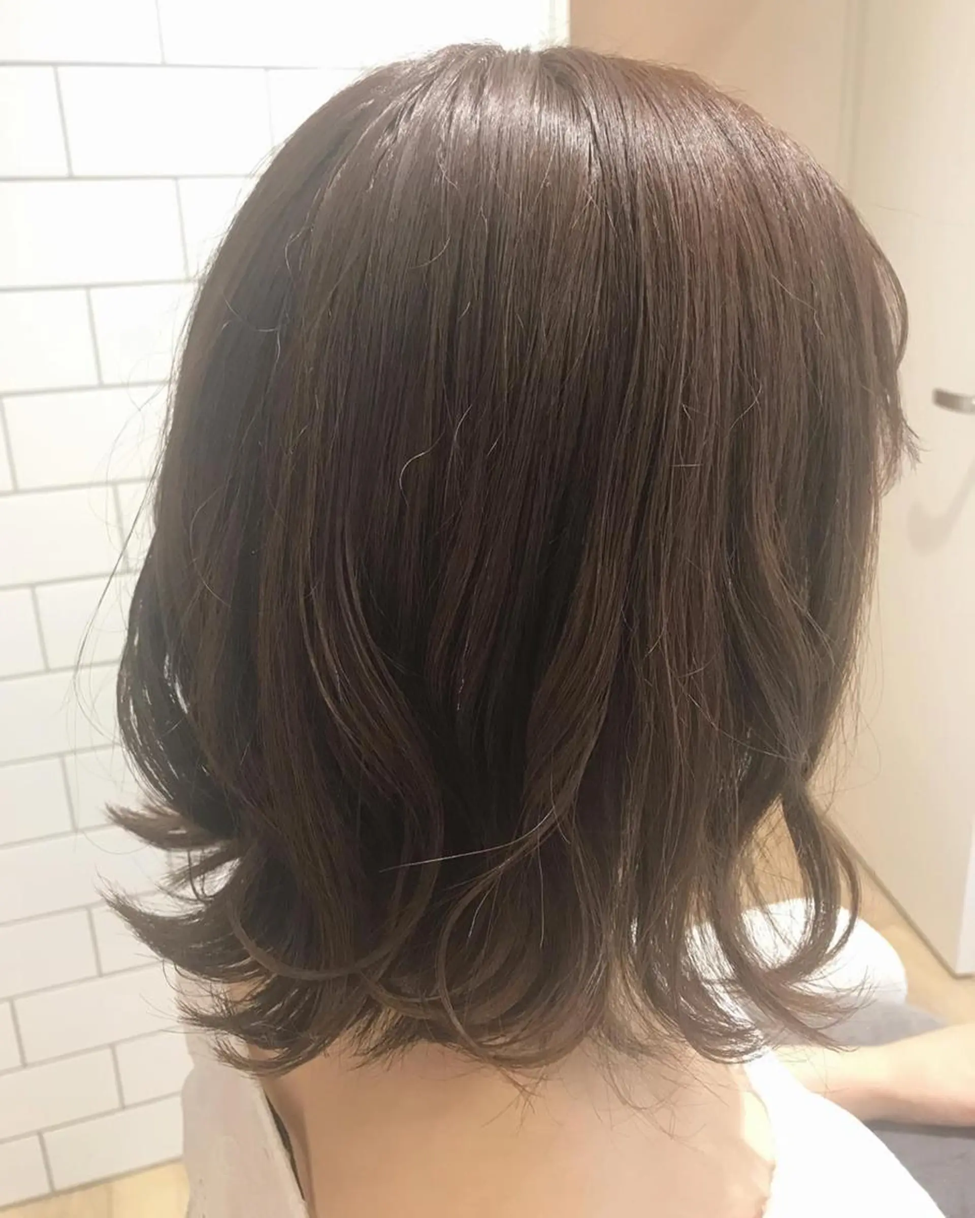 セミロング 🥛洒落髪小顔cut なら龍崎🥛のヘアスタイル