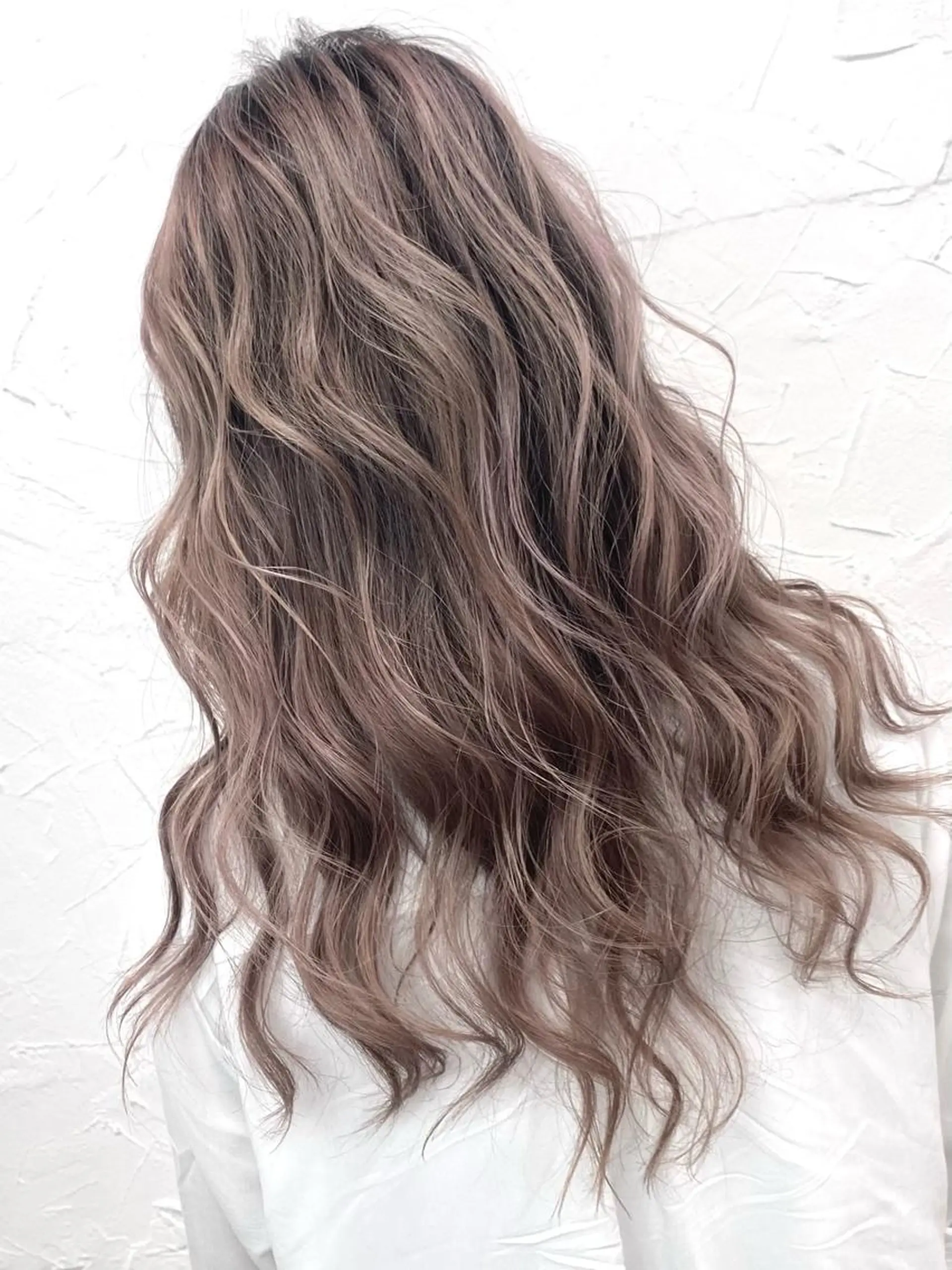 ロング カラー バレイヤージュ ミストバング ベージュカラー 黒髪 ブリーチ 脱！黒髪 ダブルカラー【上野】のヘアスタイル