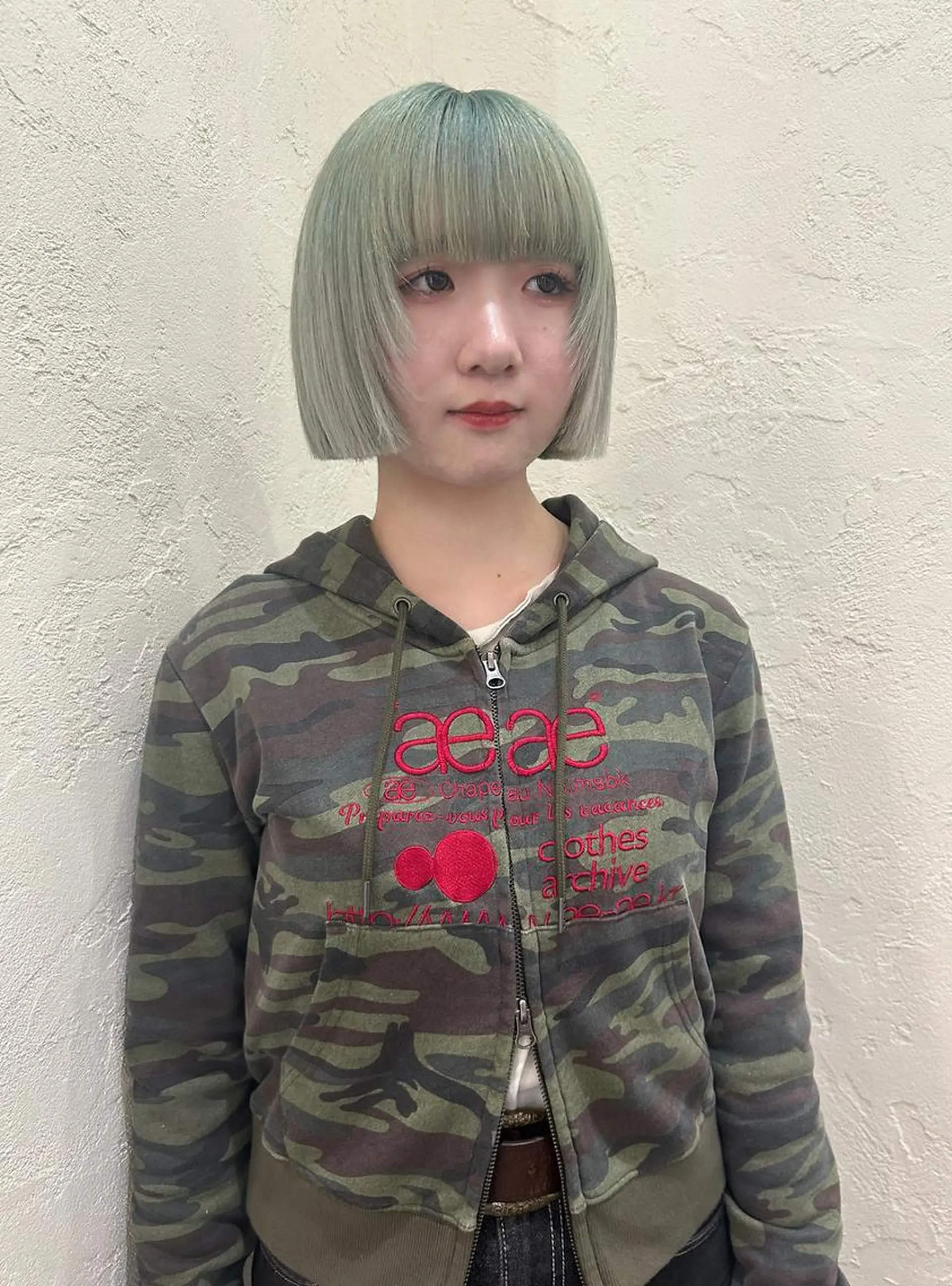 ショート カット ヘアカラー 勝野夏希/ハイトーン /ベージュ/松本のヘアスタイル